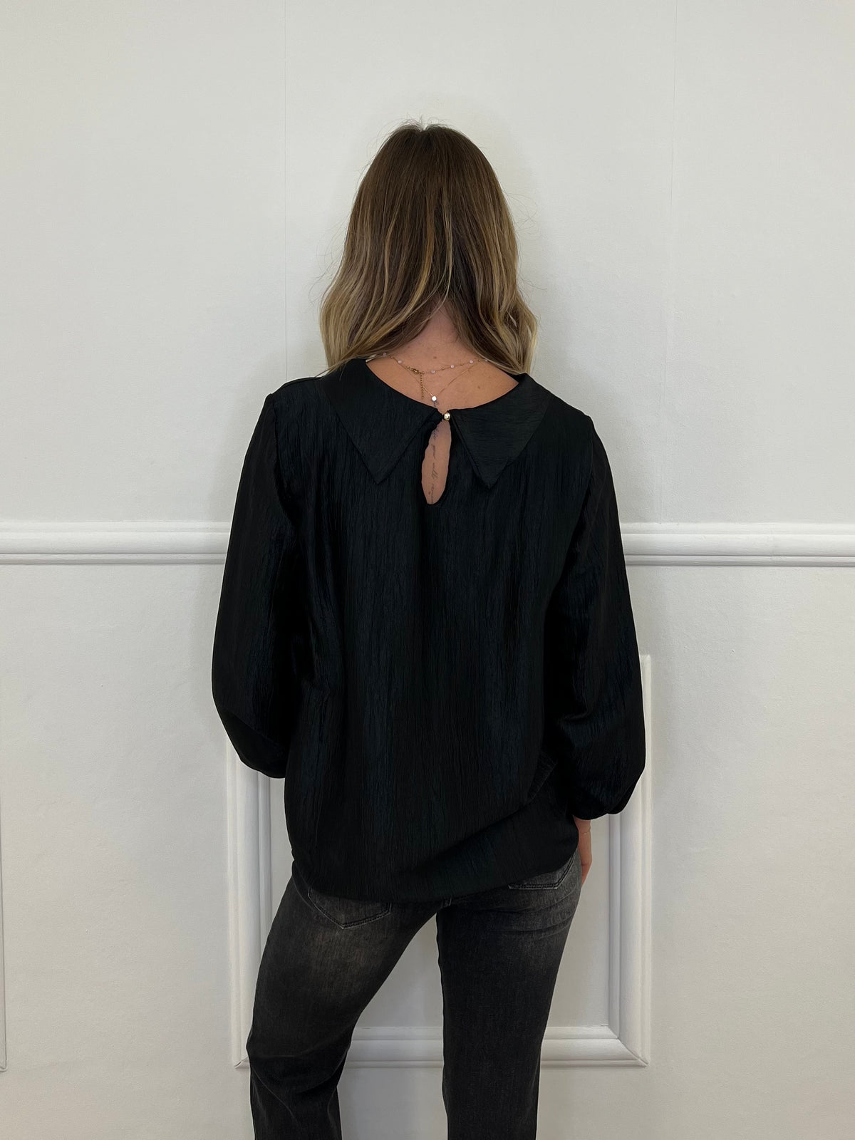 Blusa Chiffon Fiocco e Colletto 8526 Nero