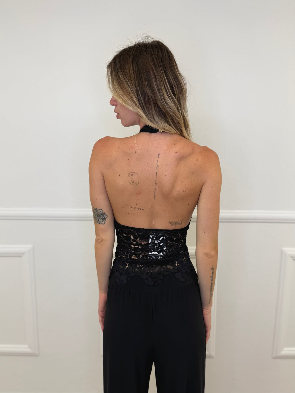 Top Halter Pizzo Alamari 1605 Nero