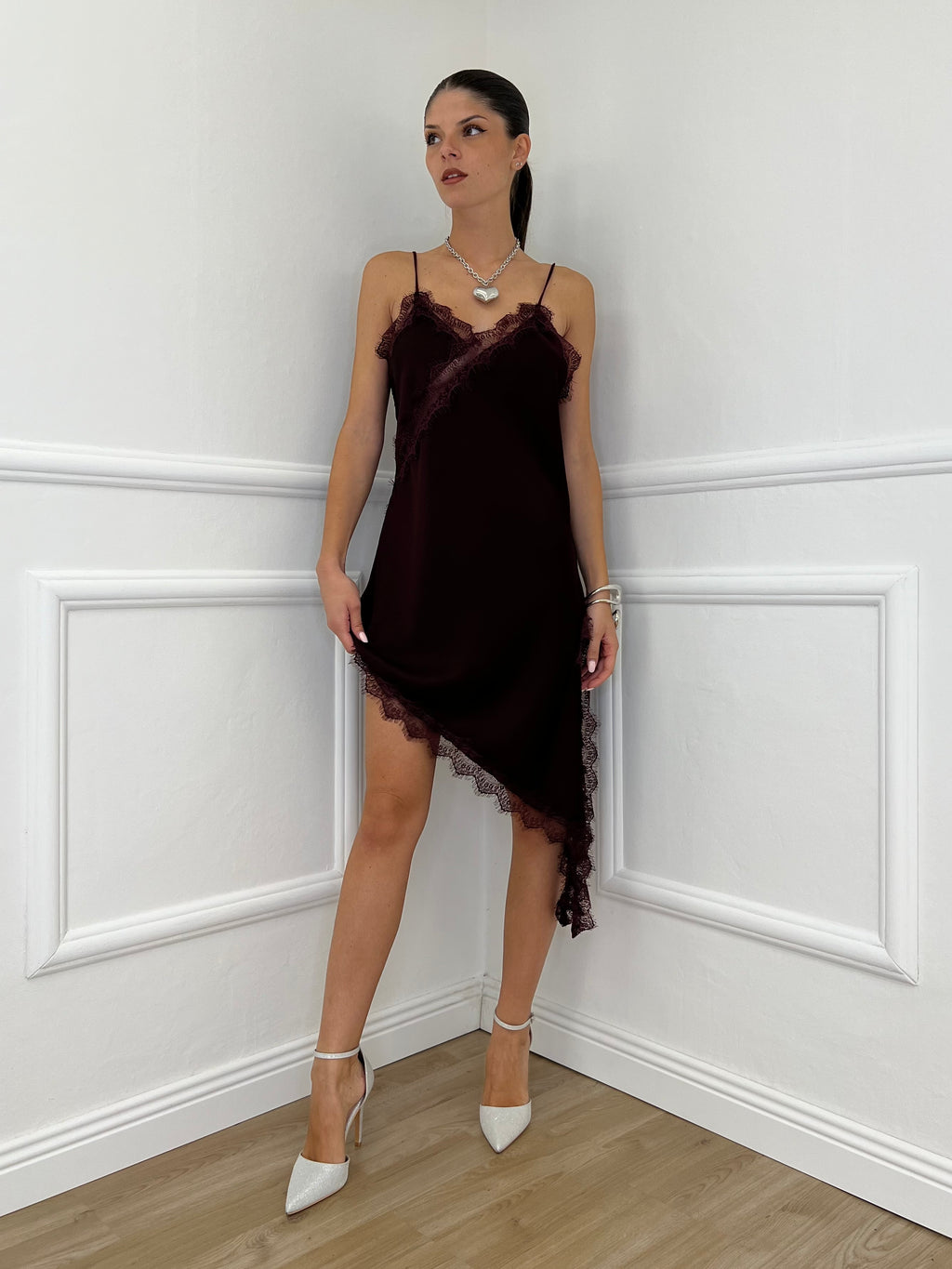 Vestito Asimmetrico Pizzo 19652 Burgundy