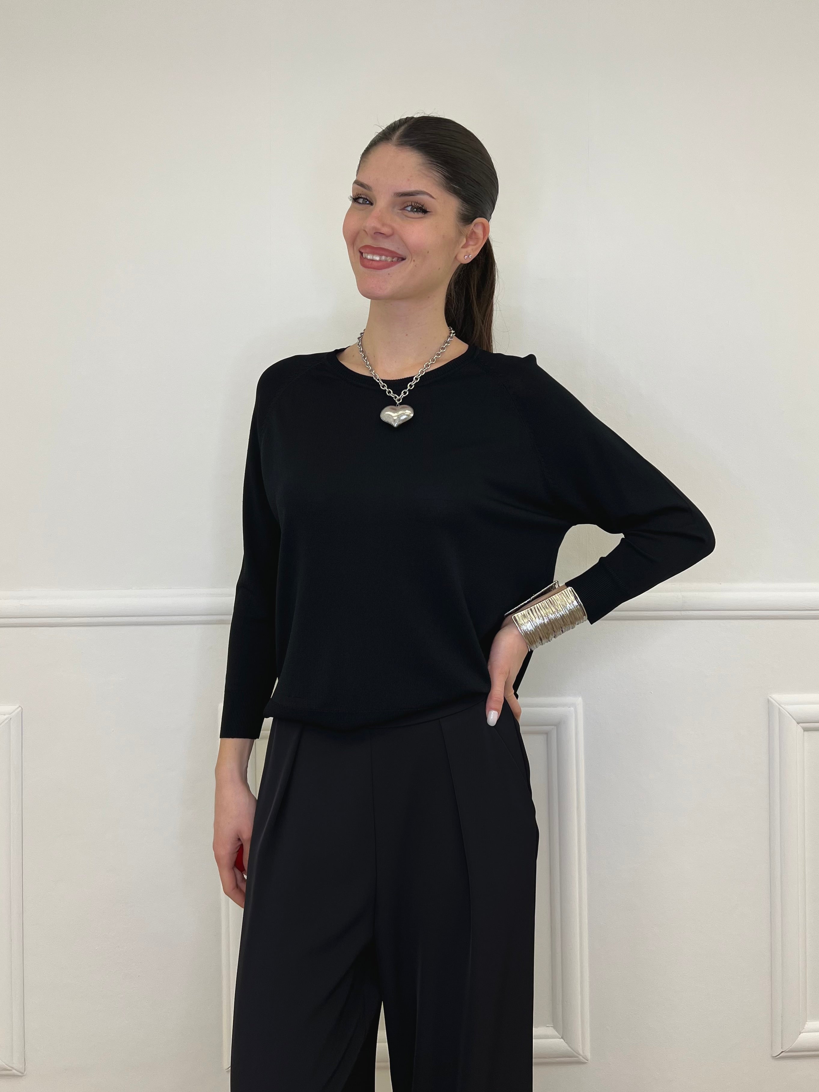 Maglia in Filo di Viscosa J185 Nero