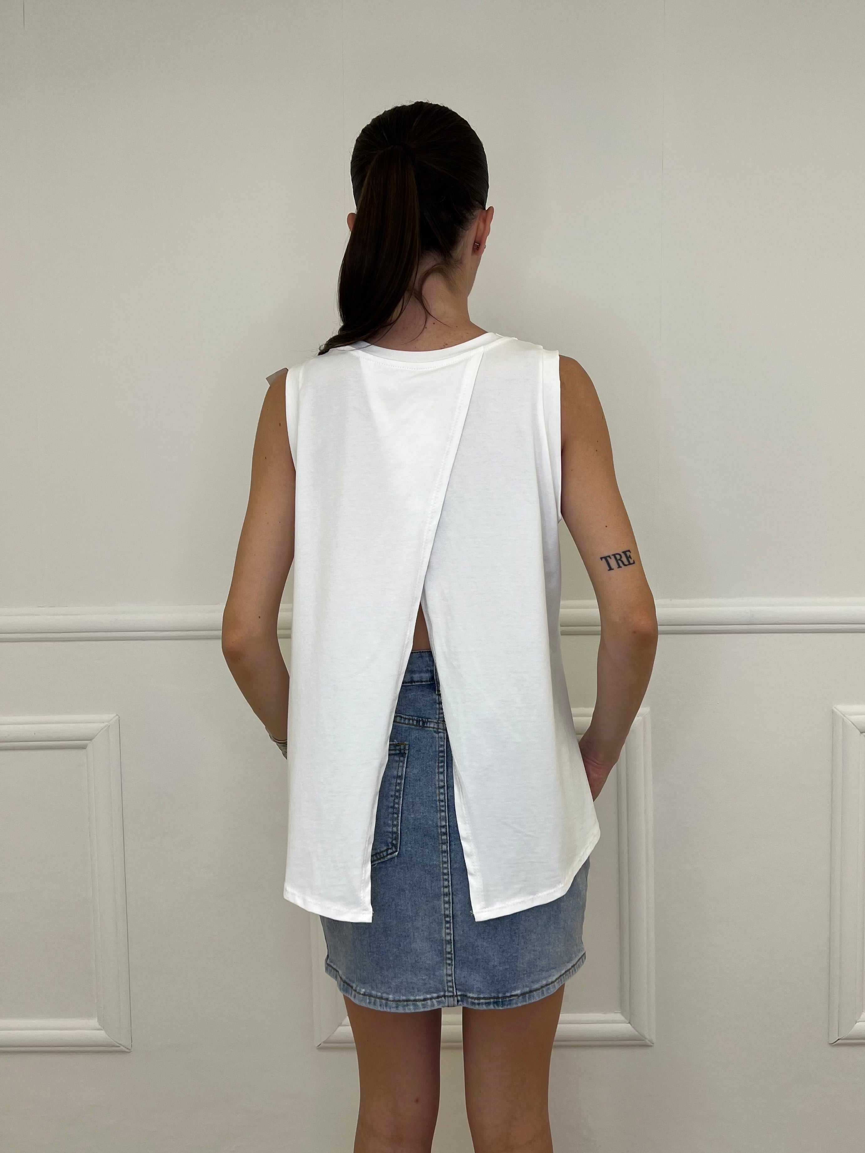 Maglia Smanicata Spilla Fiore 9688 Bianco