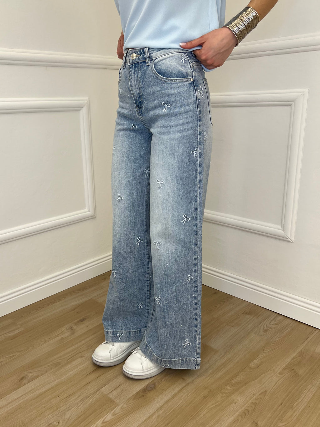 Jeans Con Fiocchi Ricamati e Strass 5354 Azzurro