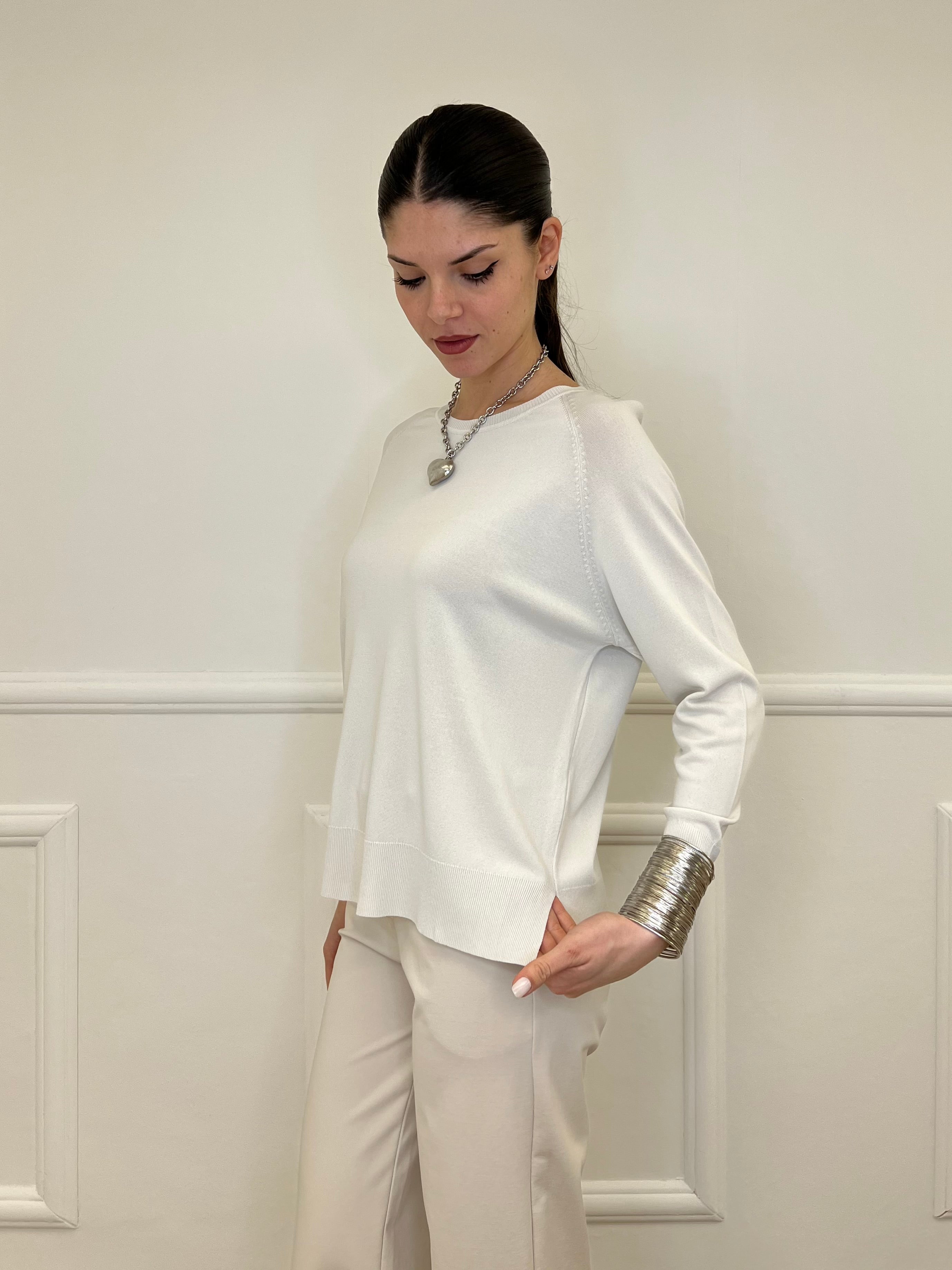 Maglia in Filo di Viscosa J185 Ecru