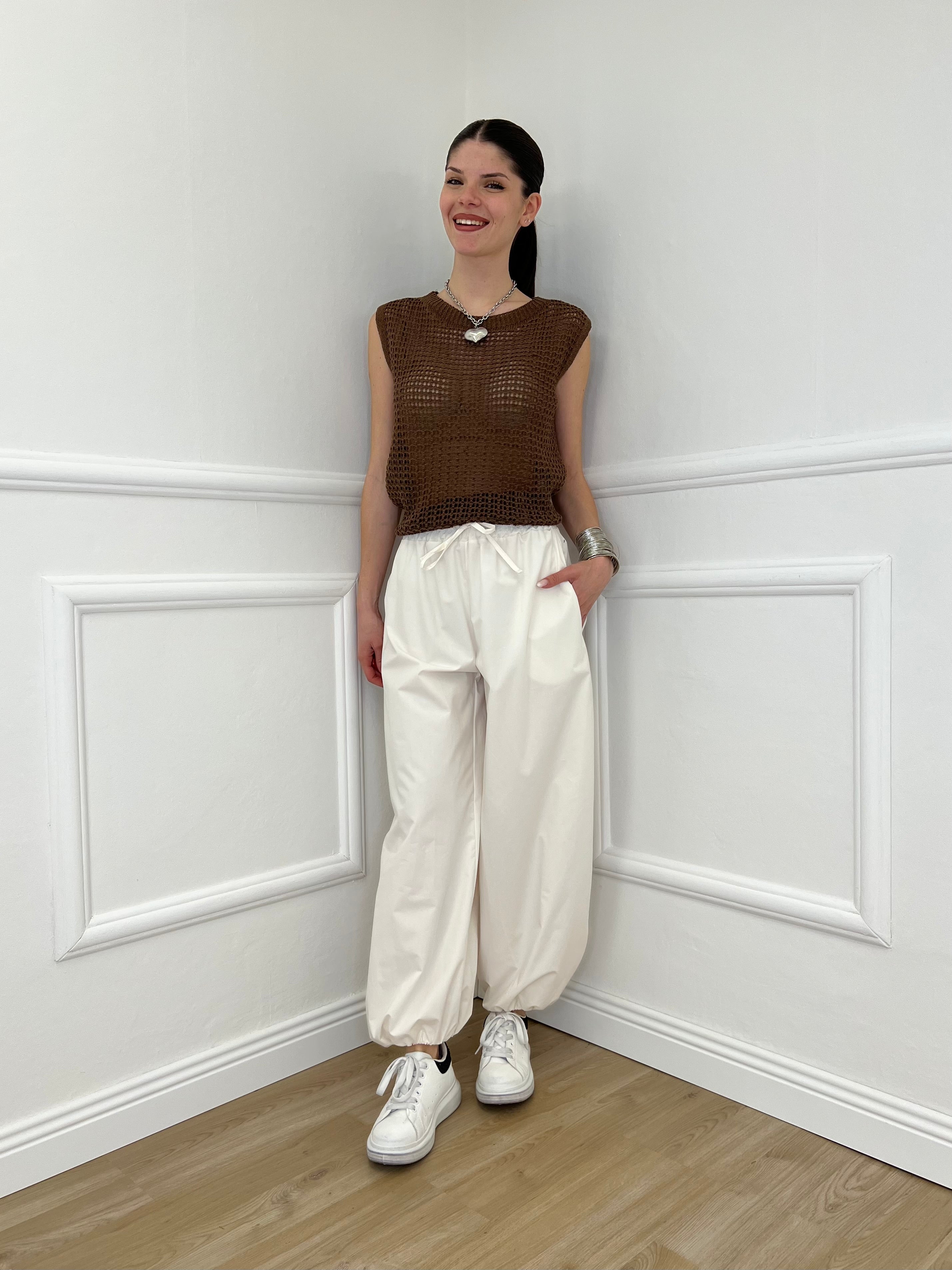 Maglia Smanicata Traforata 6972 Marrone