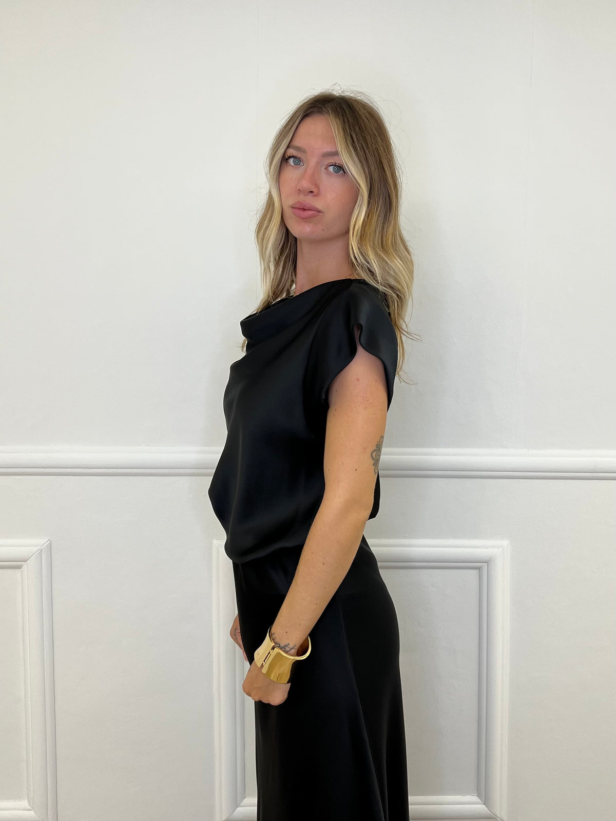 Blusa Satin Scollo Morbido 2548 Nero