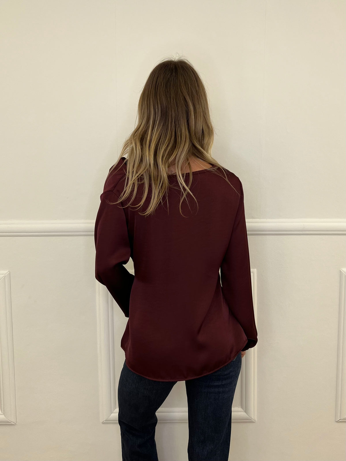 Blusa Satinata con Nodo e Drappeggio 20072 Bordeaux