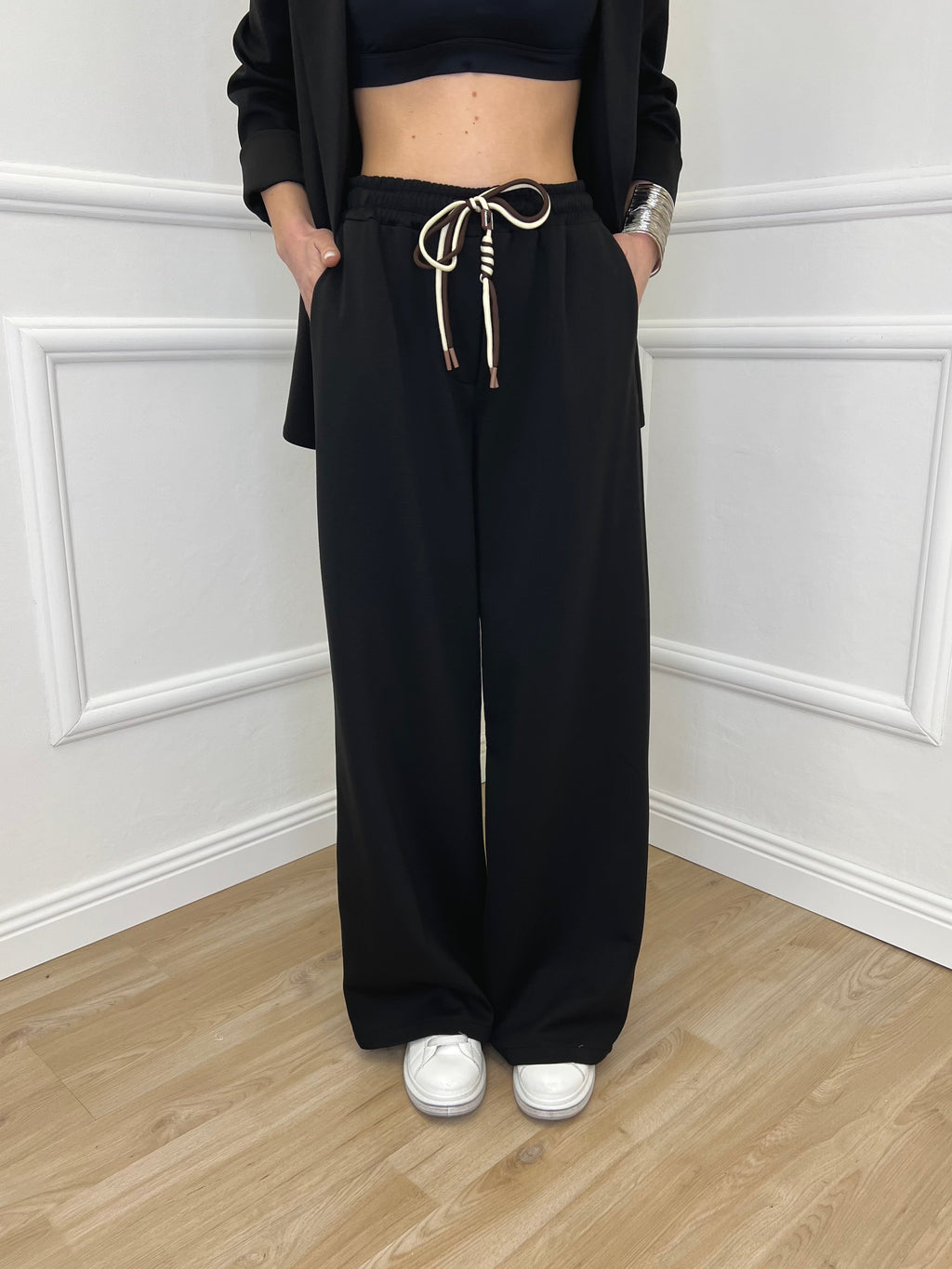 Pantalone a Palazzo Viscosa 25413 Nero