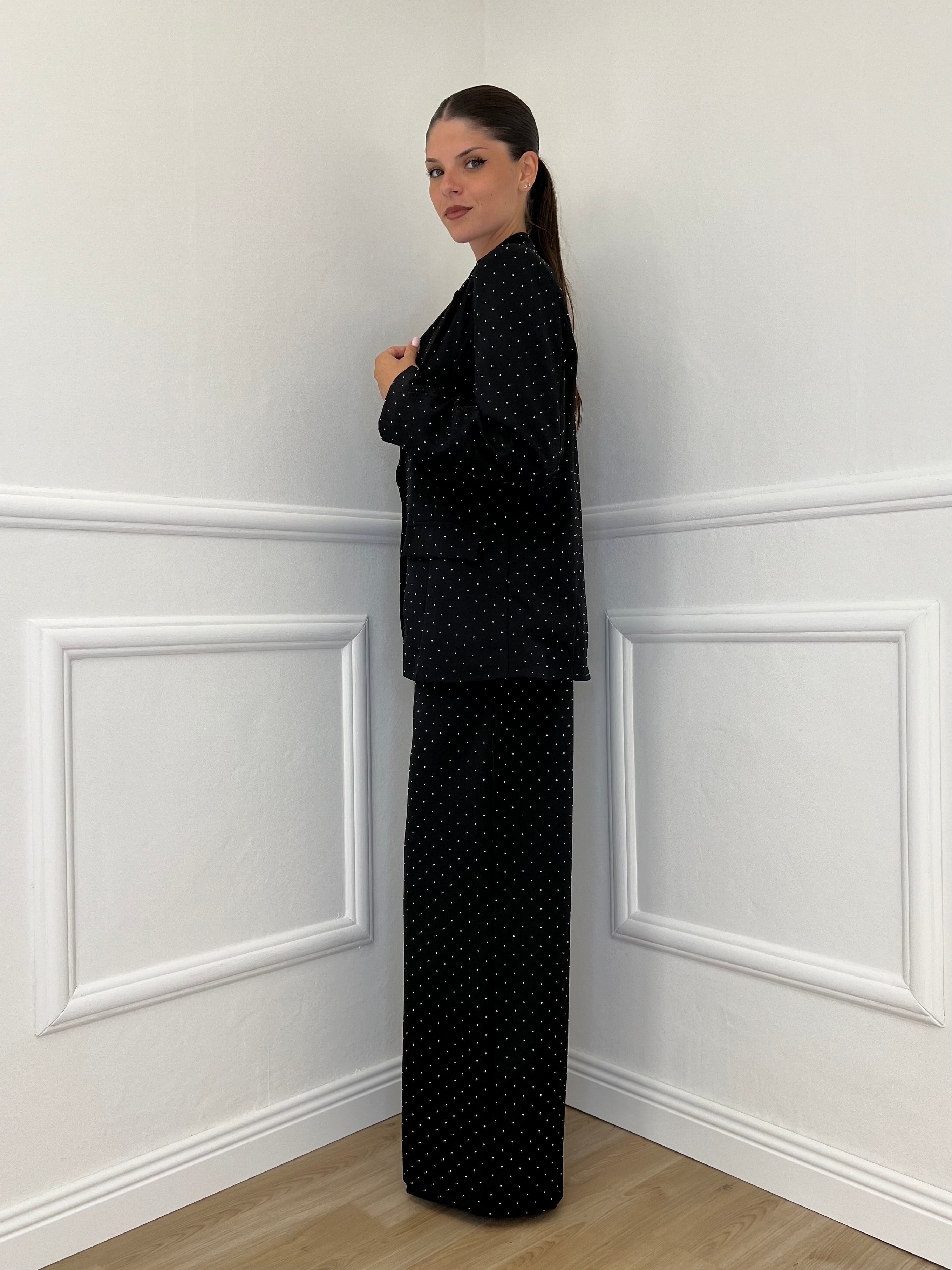 Tailleur Micro Borchie L5181 Nero - Bazar Abbigliamento