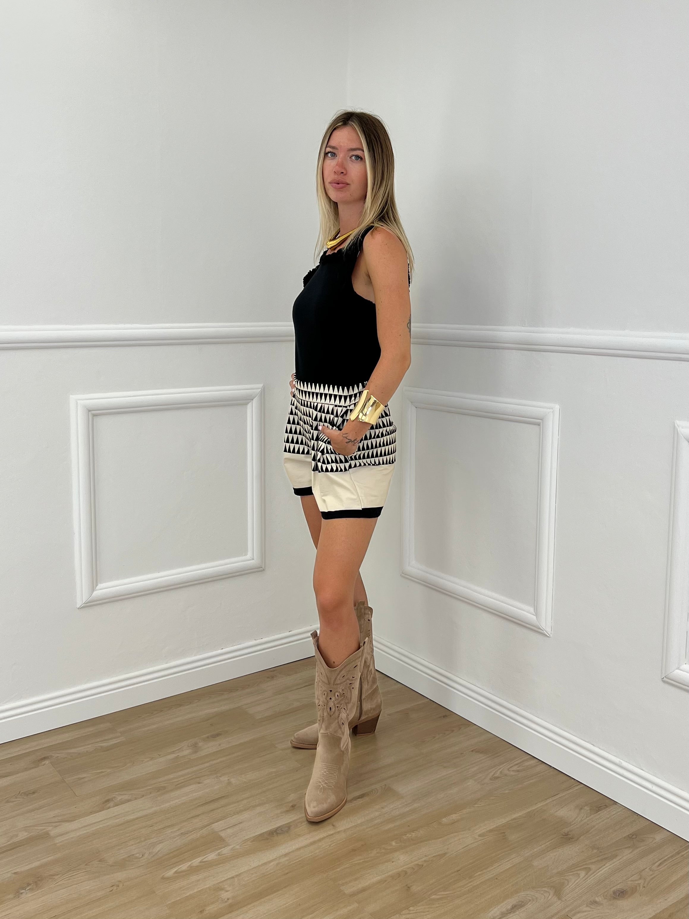 Shorts Fantasia Geometrico 7428 Bianco e Nero