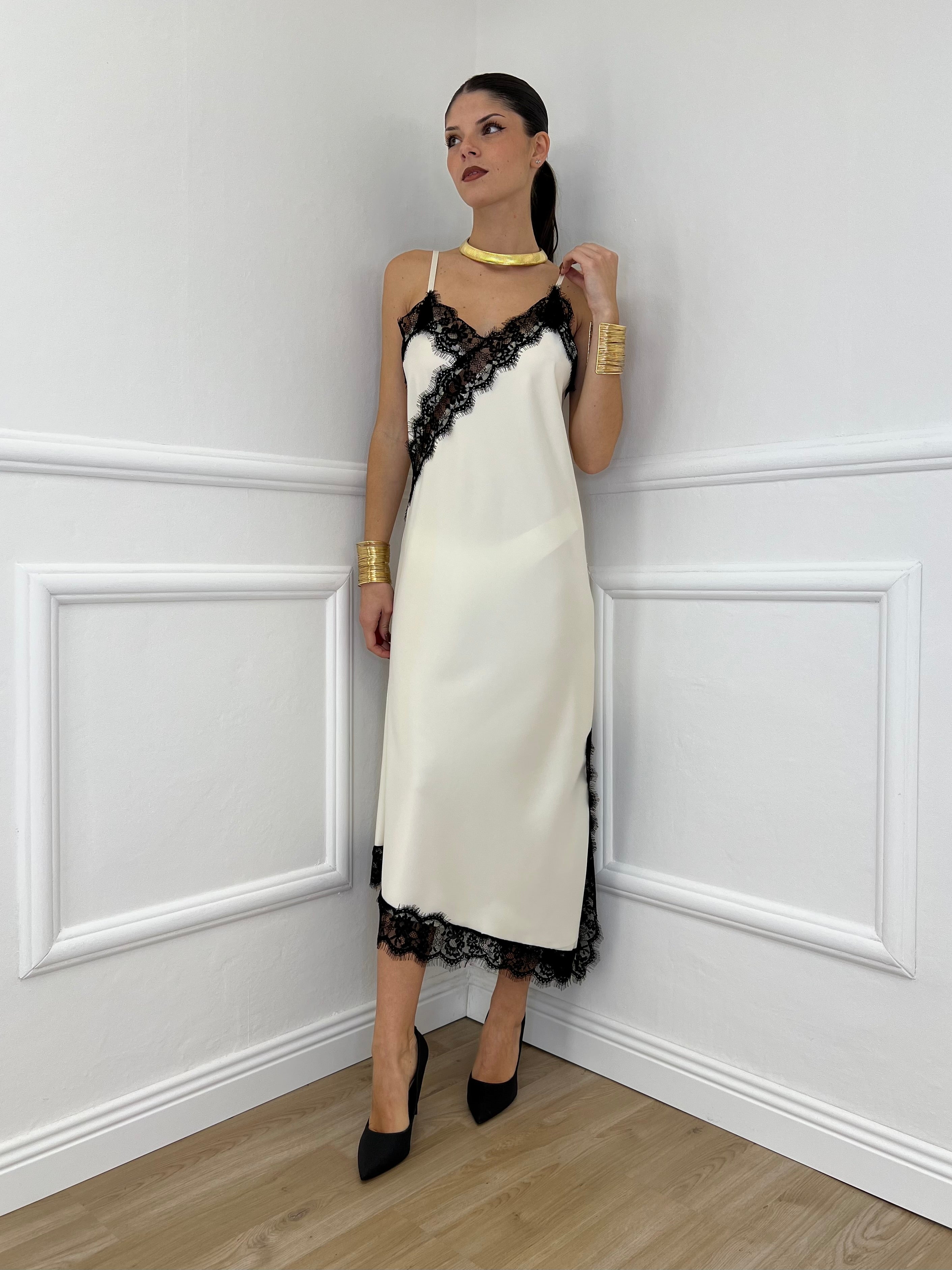 Abito Asimmetrico Pizzo 19690 Panna