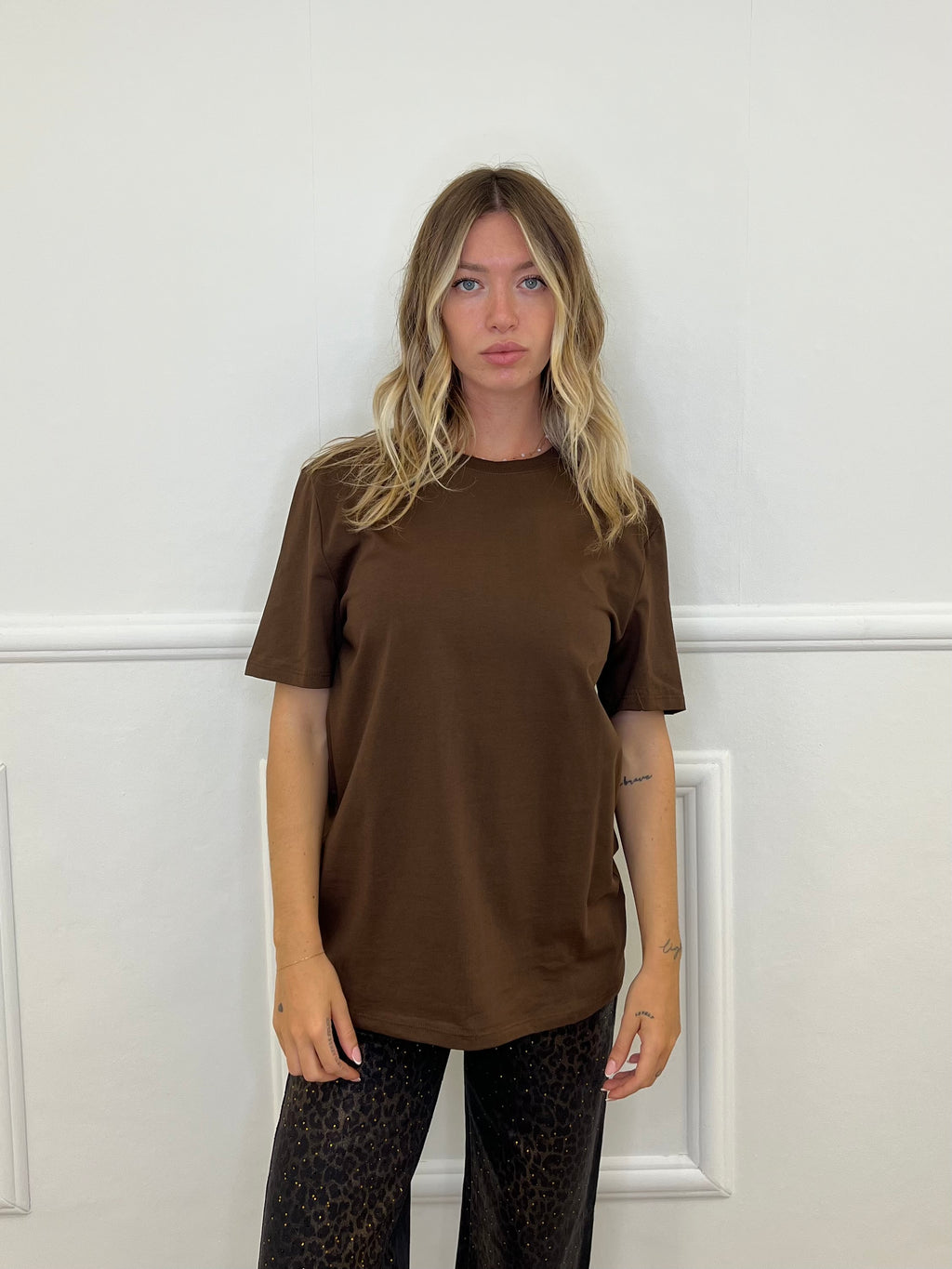 T-Shirt Over Lumina L8869 Marrone