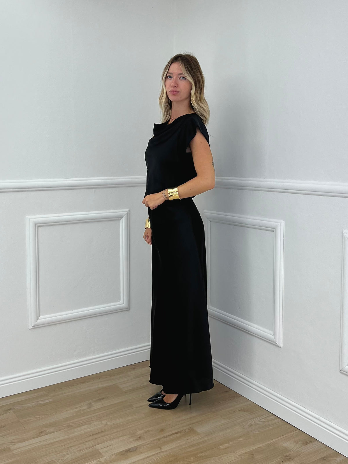 Blusa Satin Scollo Morbido 2548 Nero