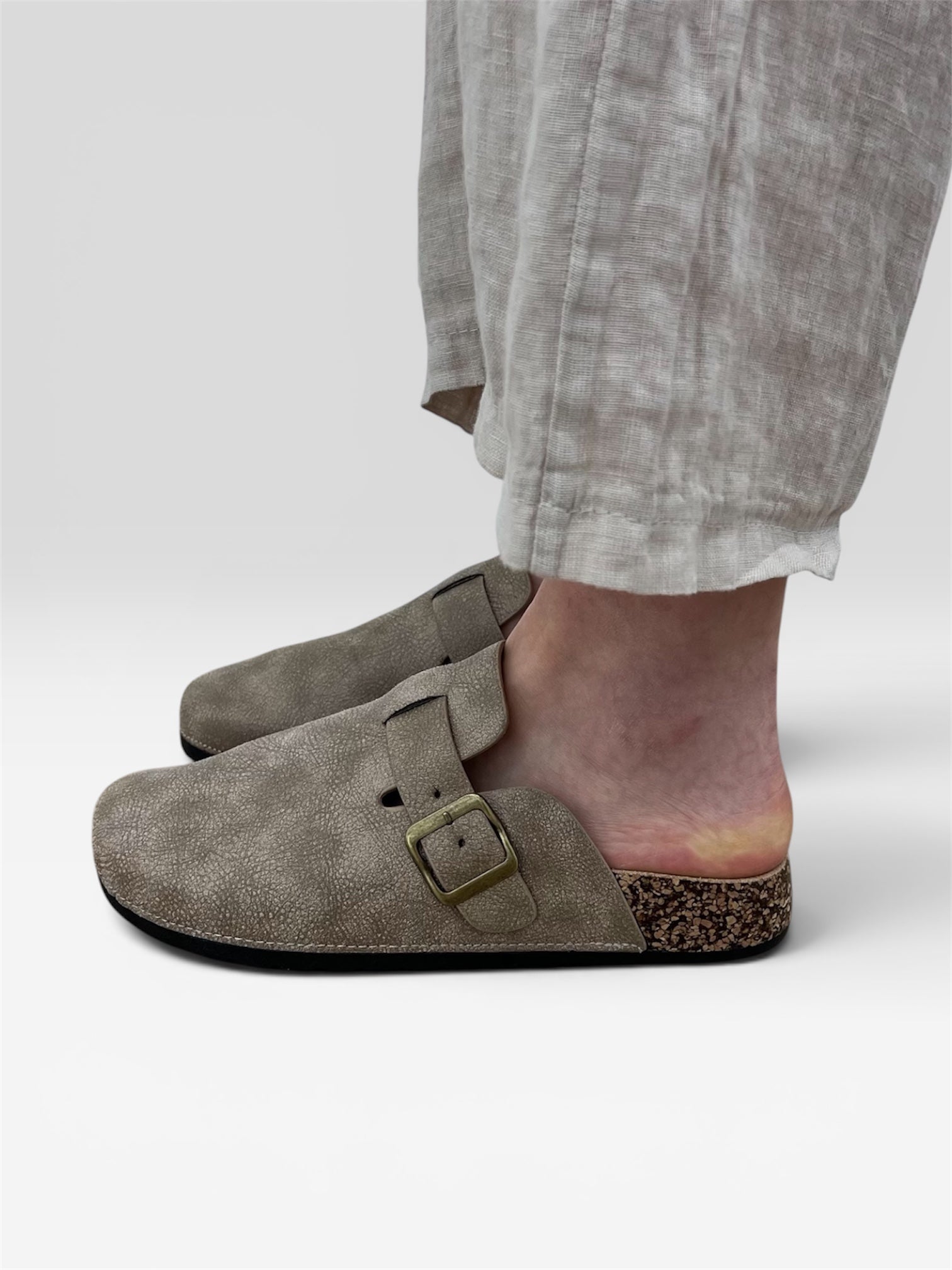 Sabot Clogs Scamosciato HE23160 Khaki