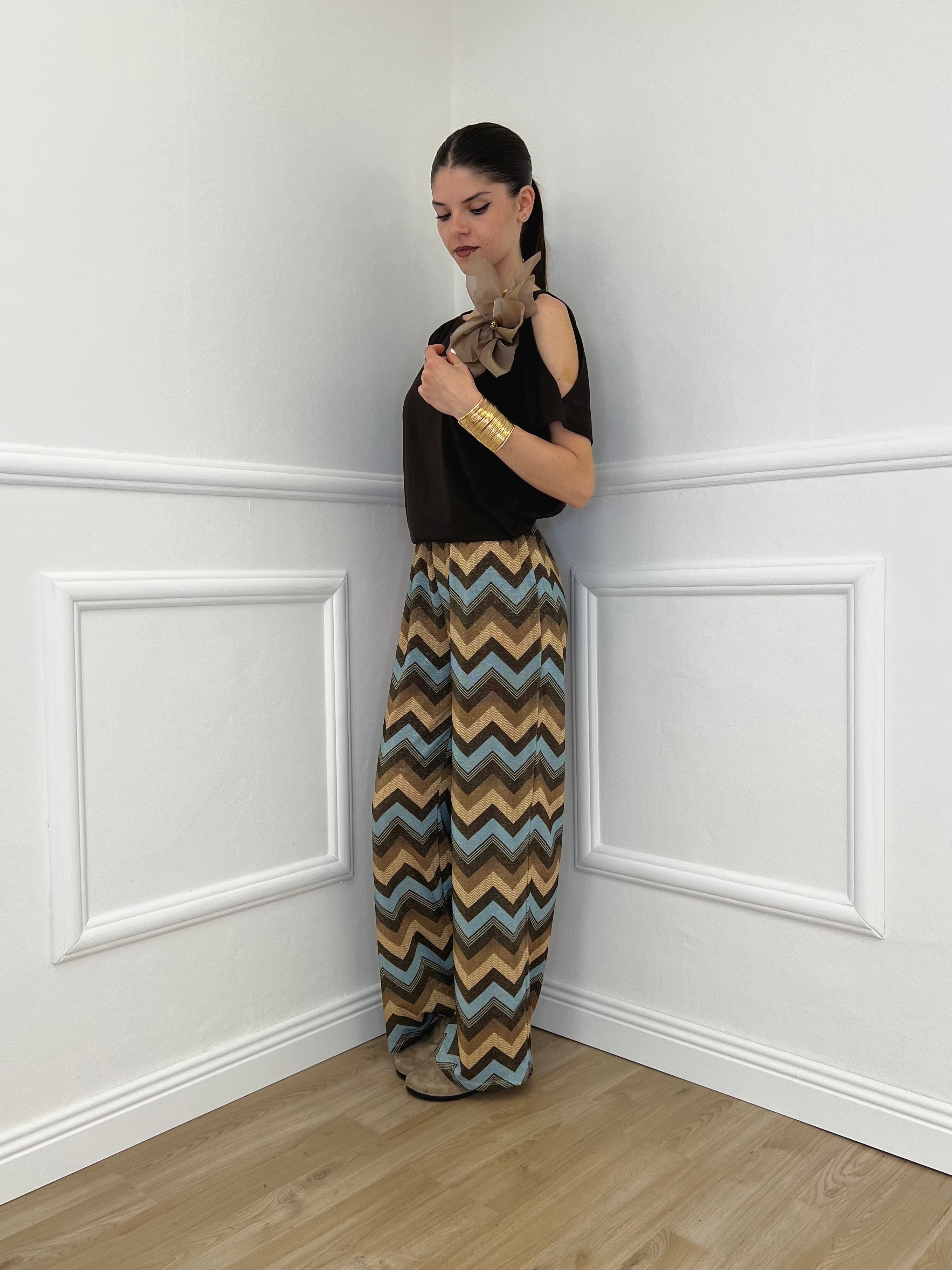 Maglia Cut Out Spilla Fiore 5688 Marrone