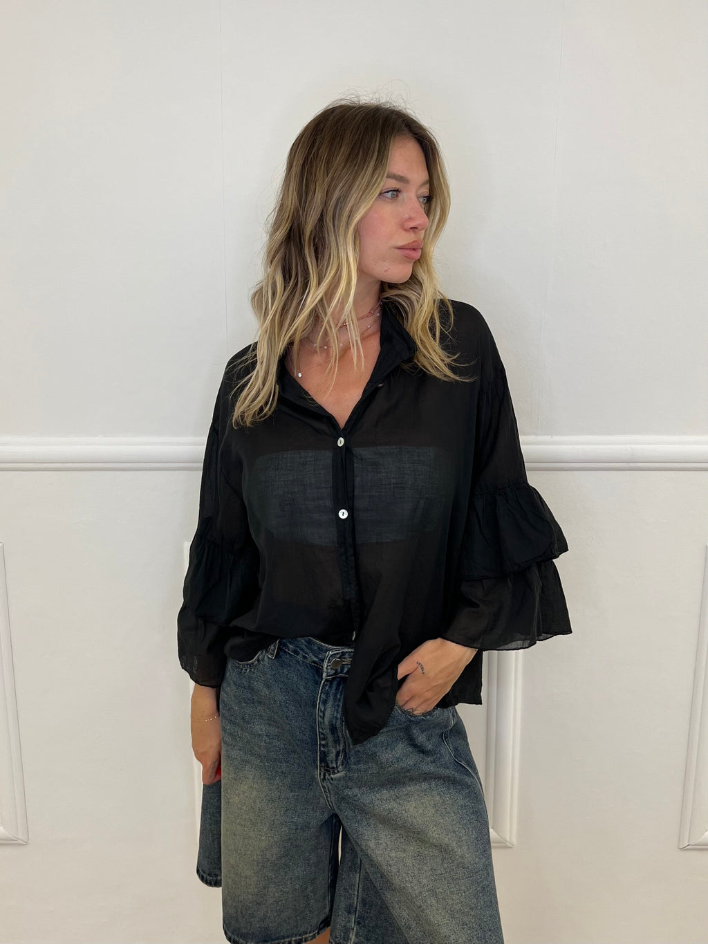 Camicia Strop Maniche Con Balze 5304 Nero
