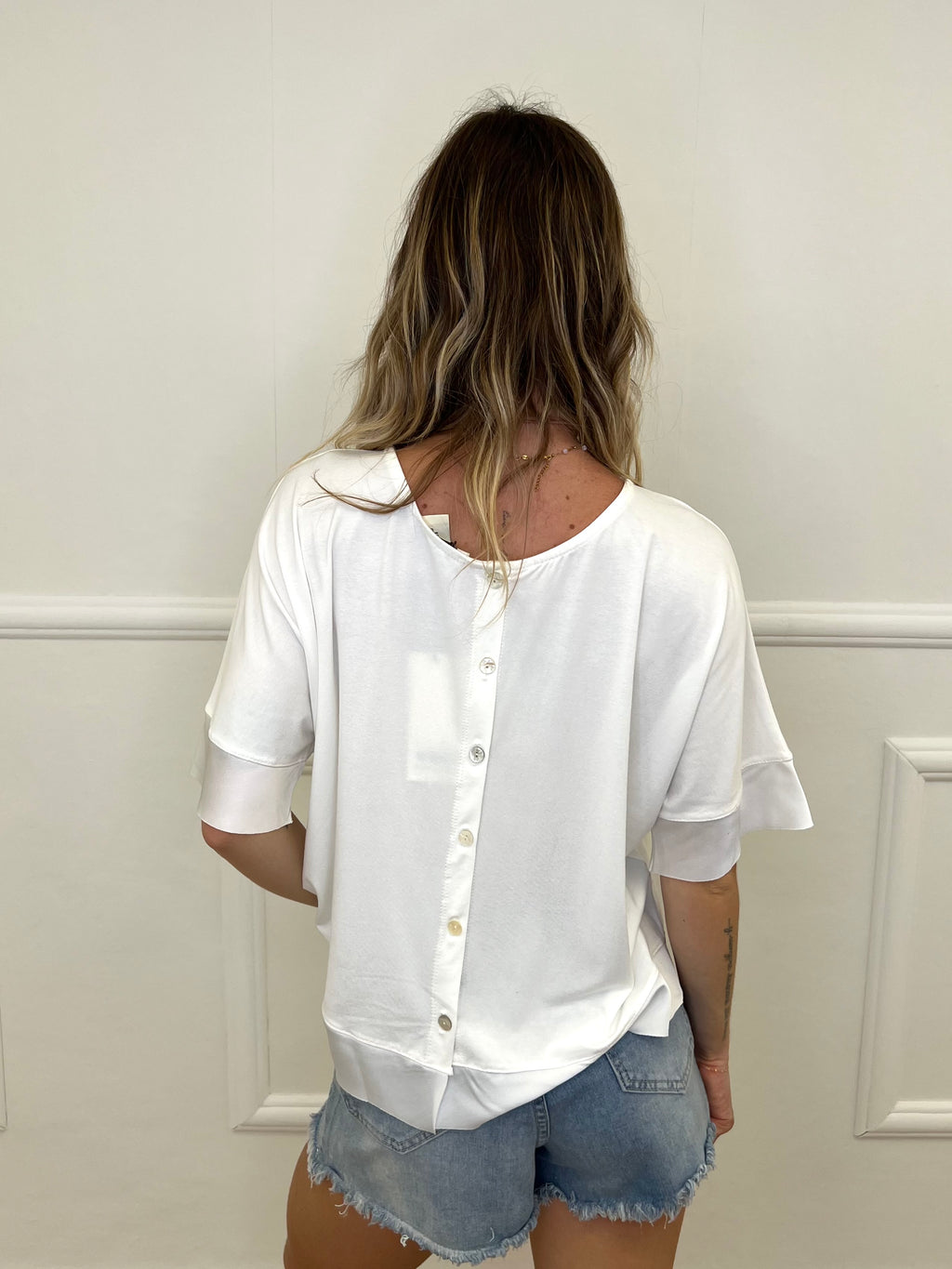 Maglia Profili Satin e Bottoni 26564 Bianco
