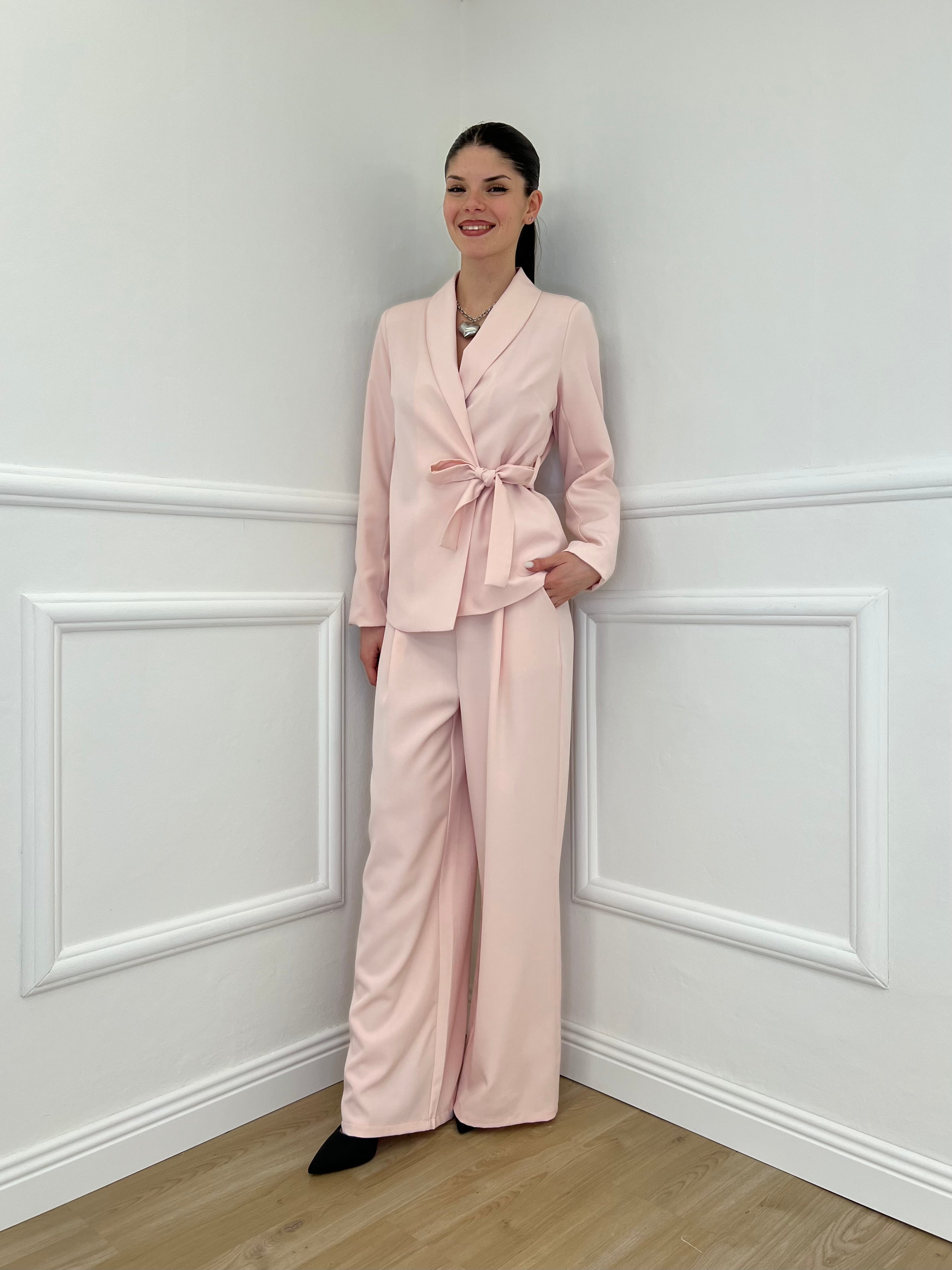 Tailleur con Fiocco 570851 Rosa
