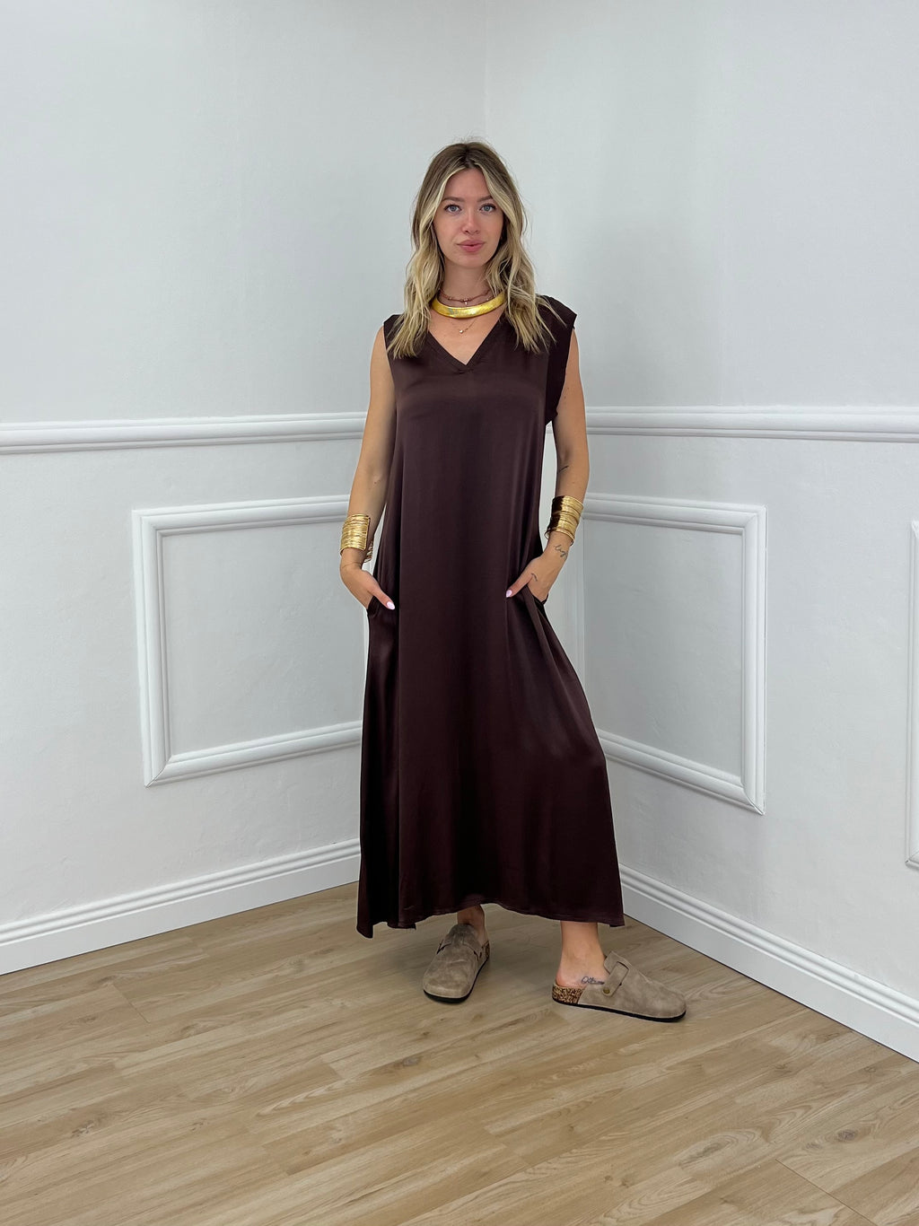 Vestito In Raso di Viscosa A00850 Marrone