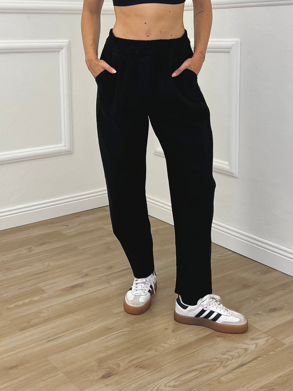 Pantalone Carrot Punto Milano 3006 Nero