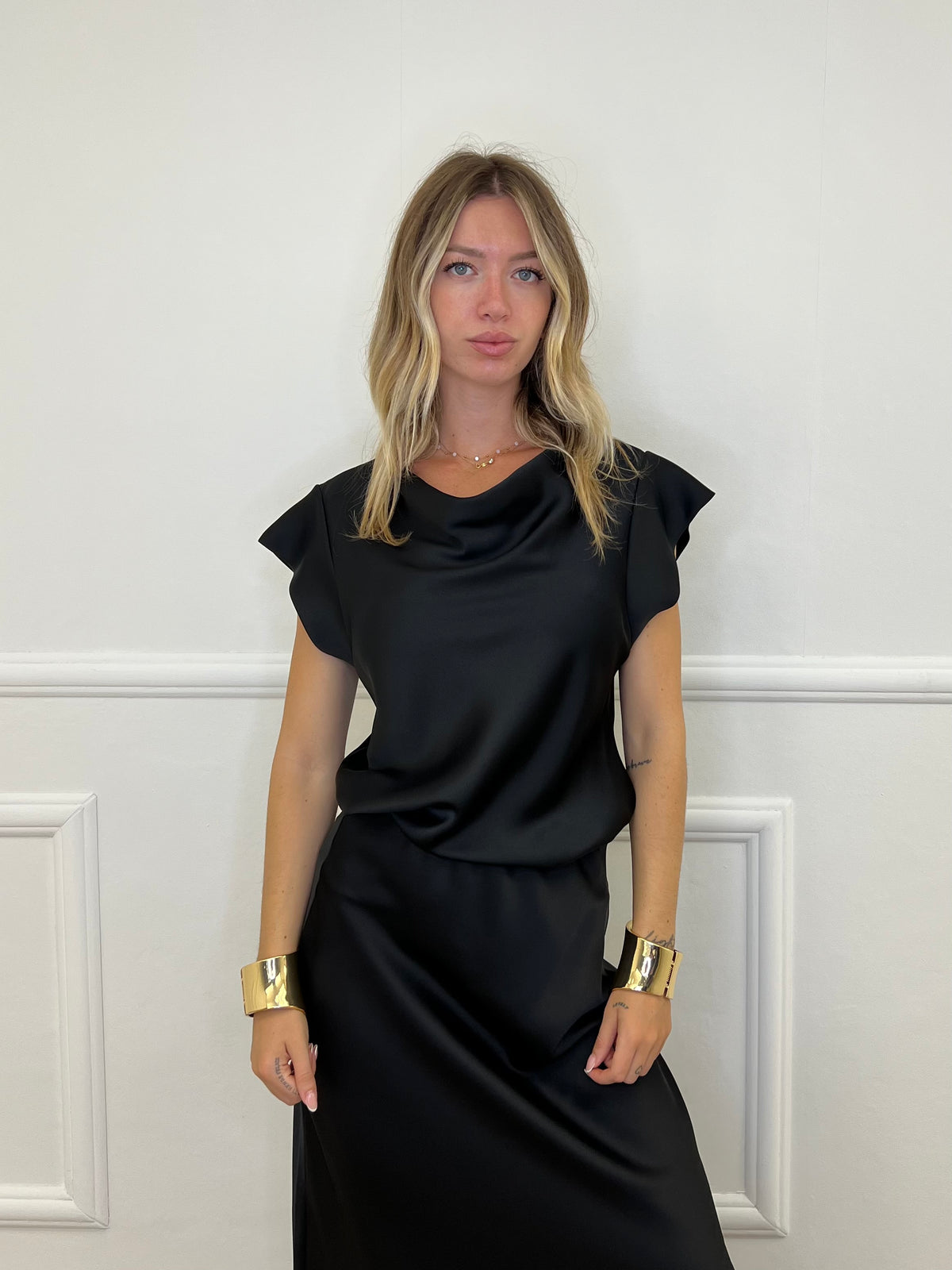 Blusa Satin Scollo Morbido 2548 Nero