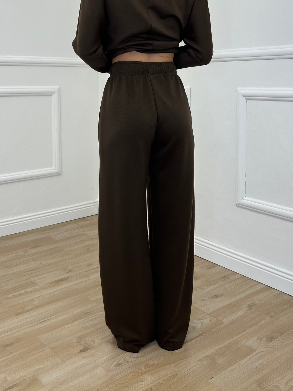 Tuta Oversize Girocollo D27629 Marrone
