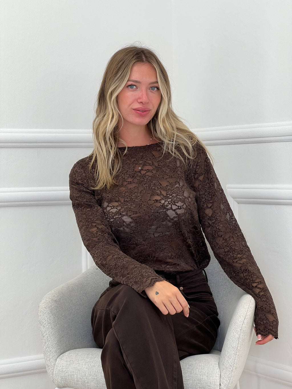 Maglia Pizzo Velluto D28875 Marrone