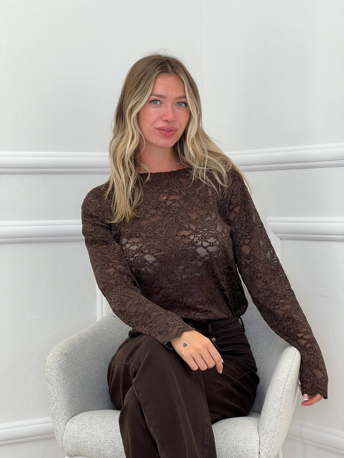 Maglia Pizzo Velluto D28875 Marrone