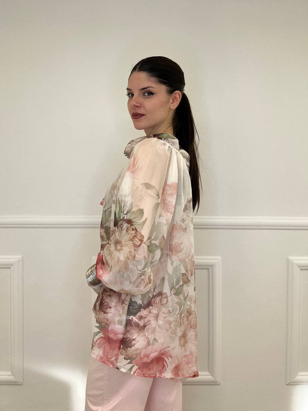 Blusa Voile Fiori Con Fiocco 4284 Ecru