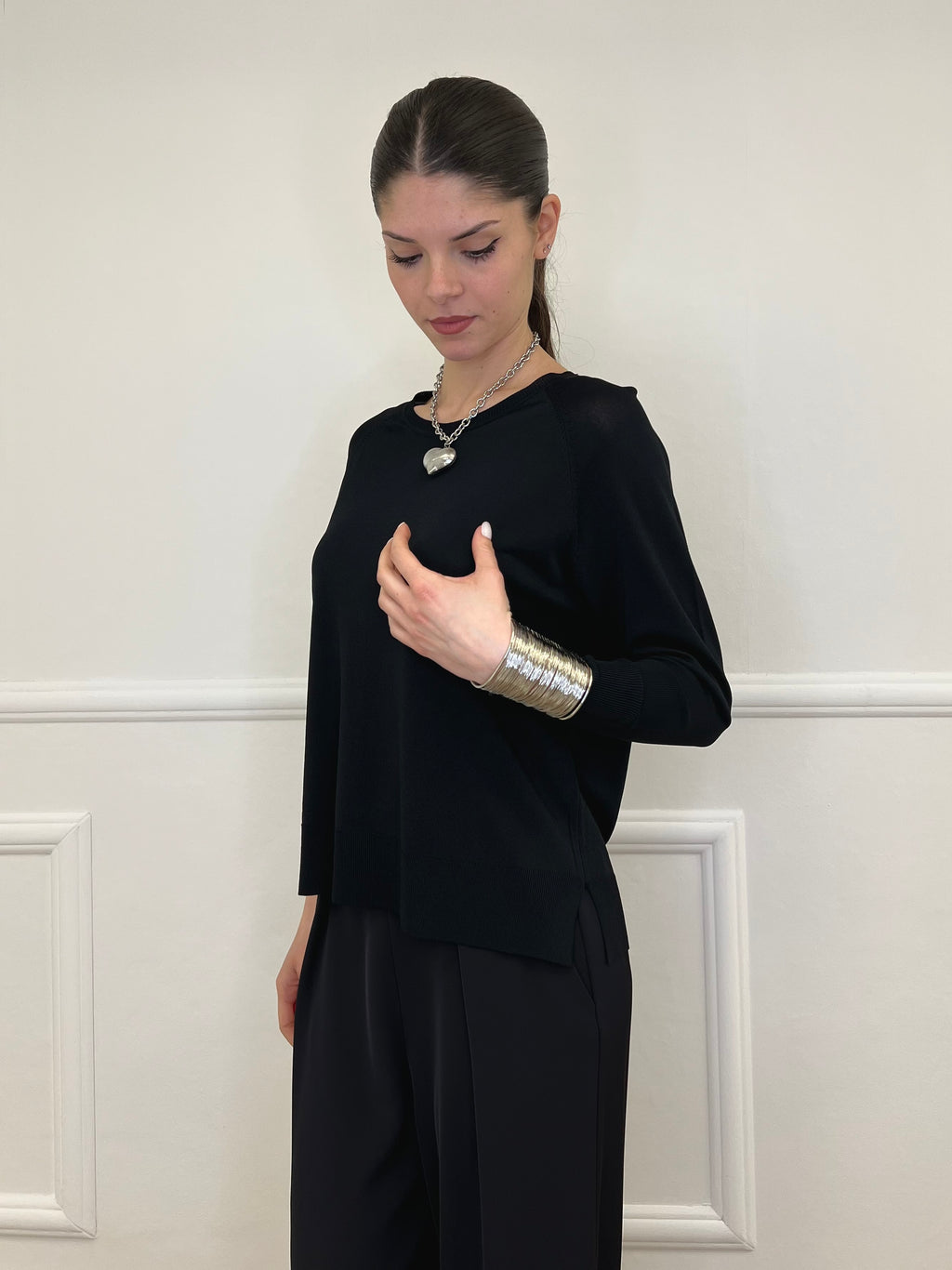 Maglia in Filo di Viscosa J185 Nero