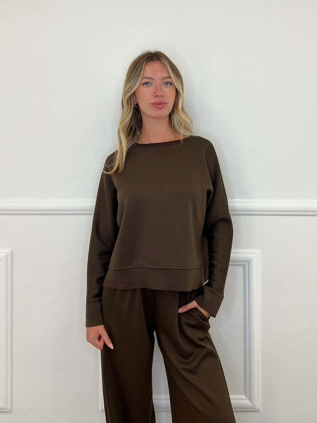 Tuta Oversize Girocollo D27629 Marrone