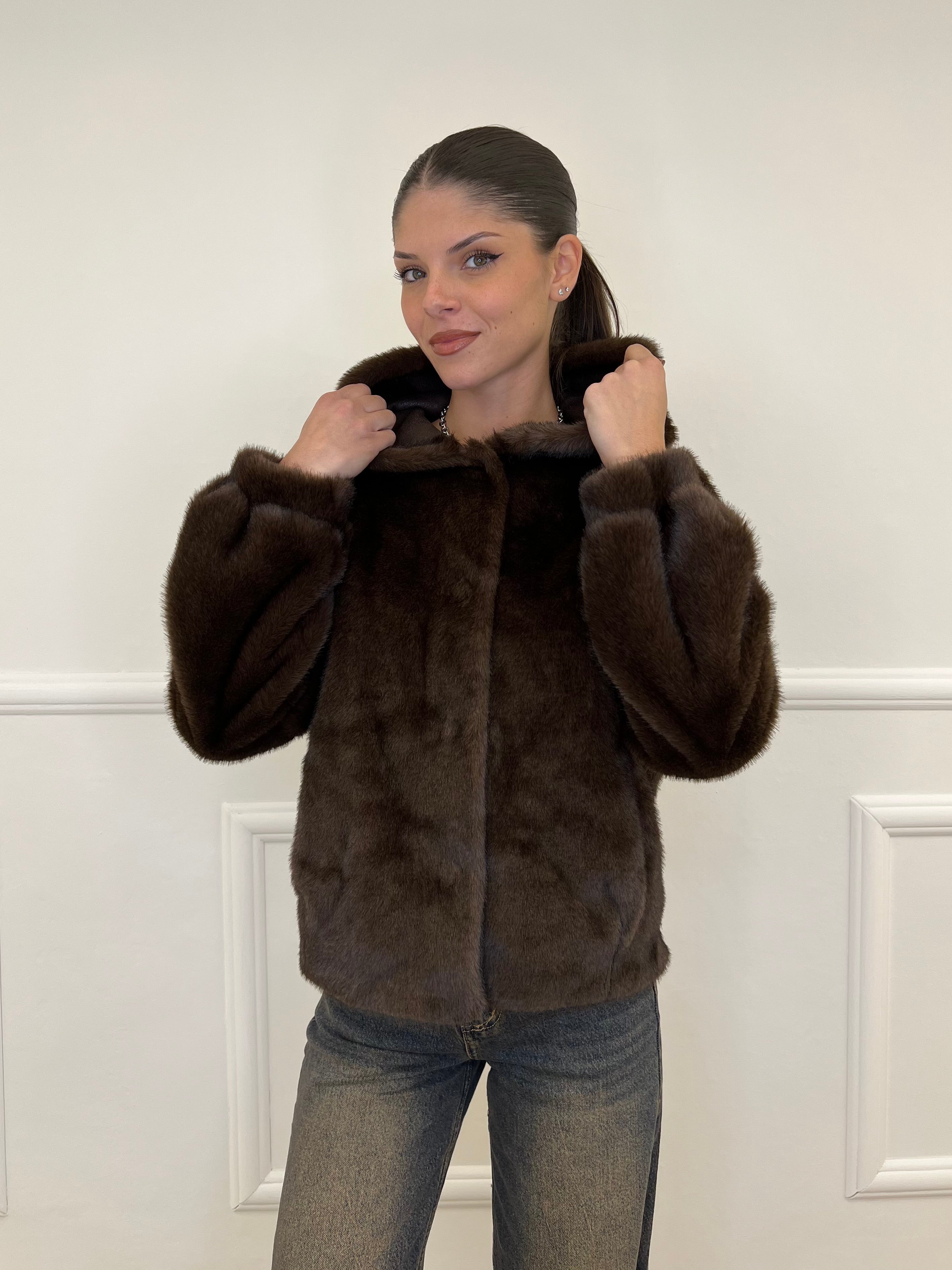 Pelliccia Cappuccio 25209 Moro