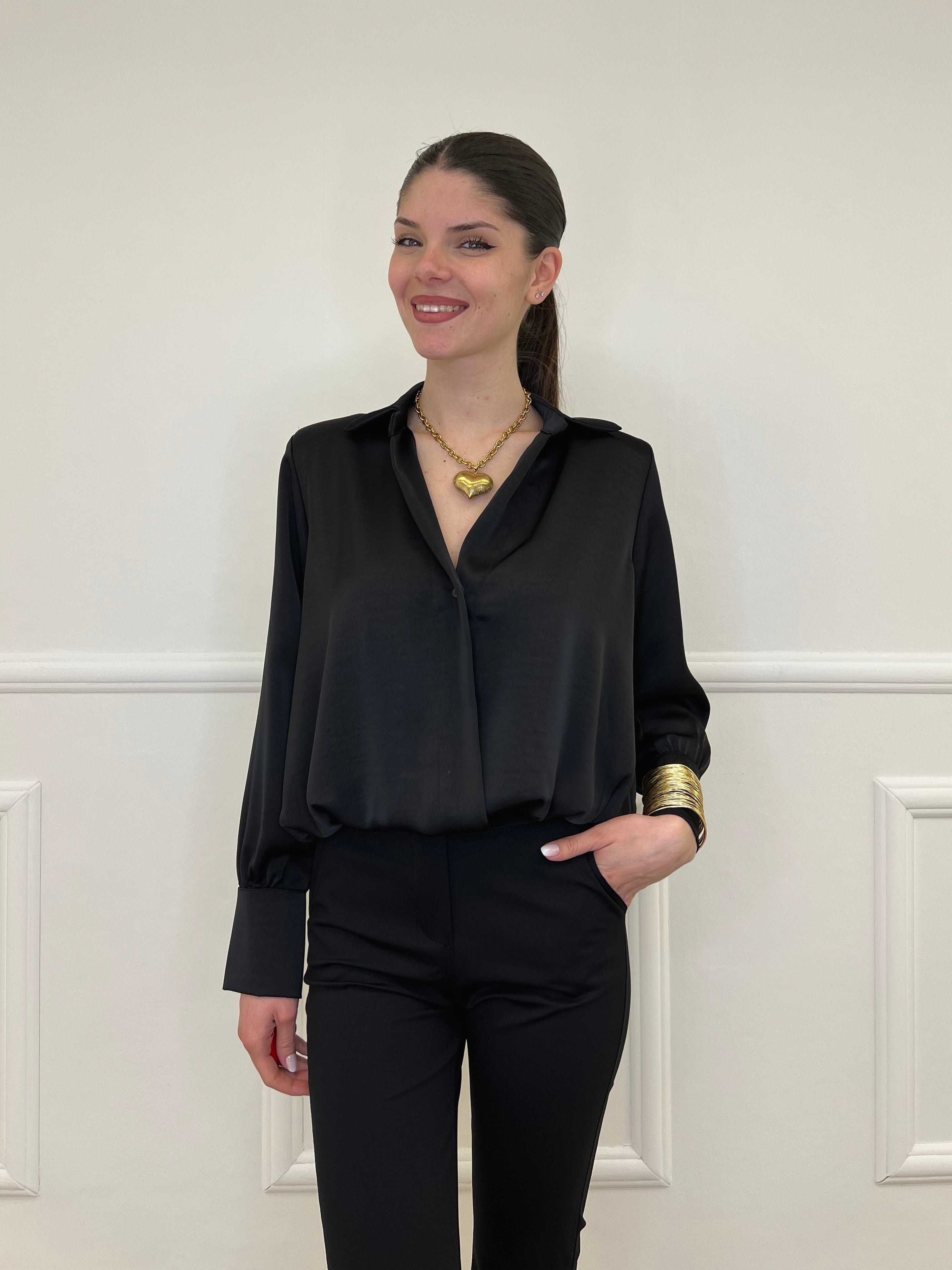 Blusa In Satin Con Spalline 10277 Nero