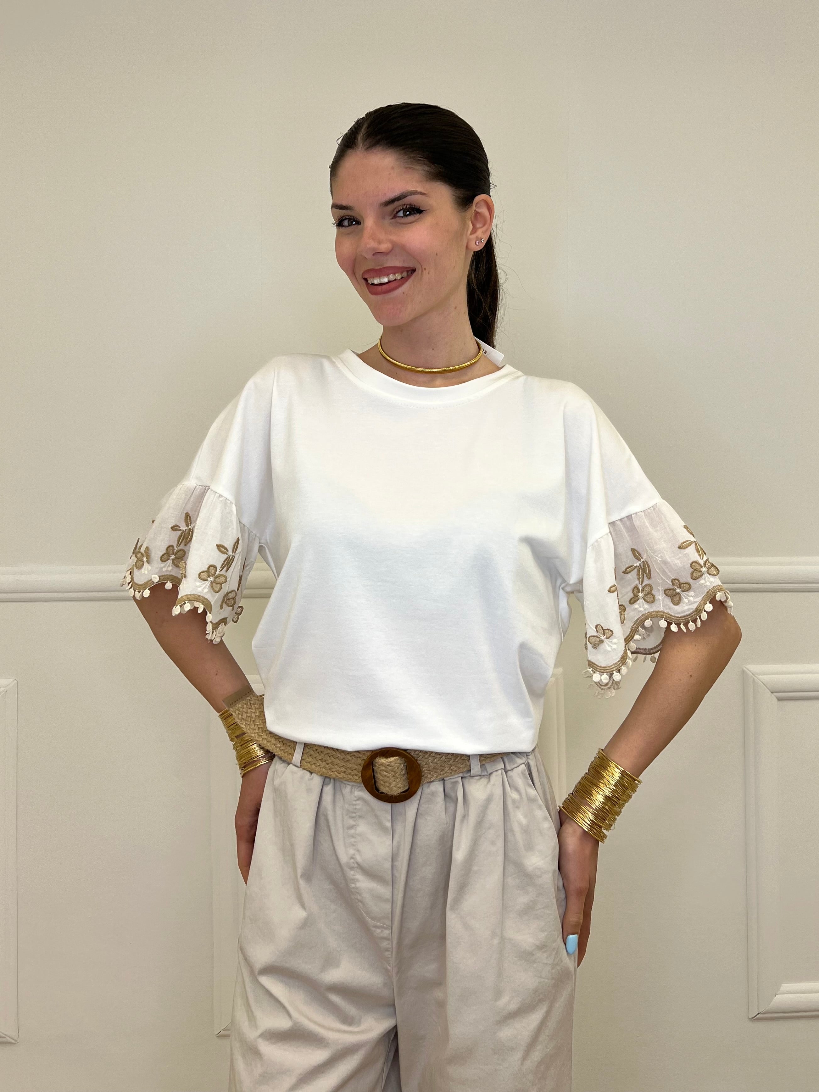 T-shirt Maniche Ricamate Farfalle 8229 Bianco