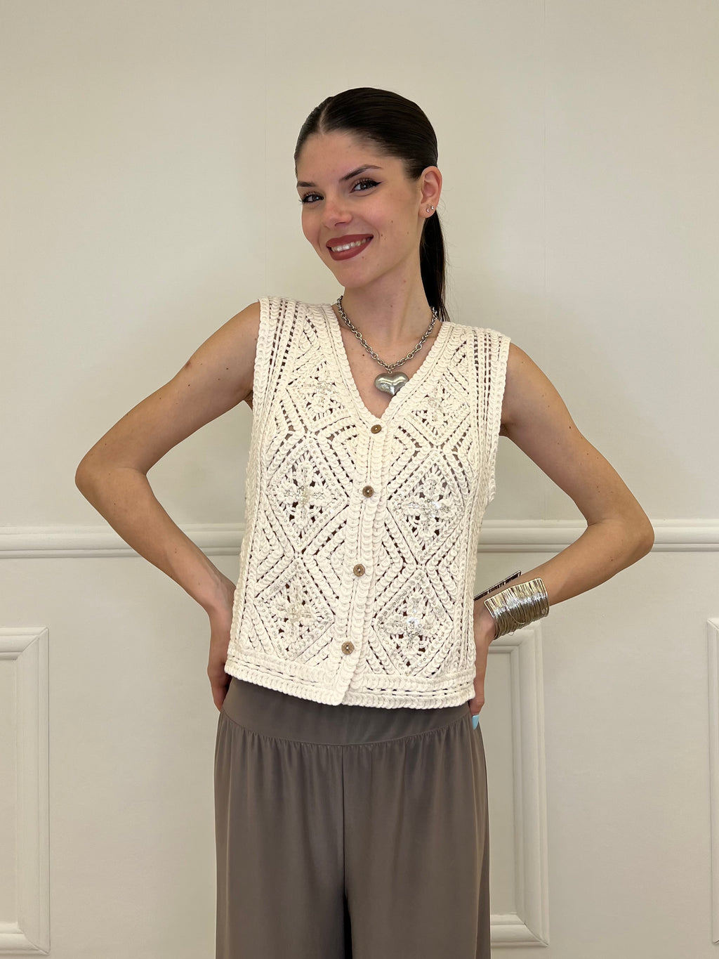 Gilet Traforato Ricami e Paillettes 32550 Ecru
