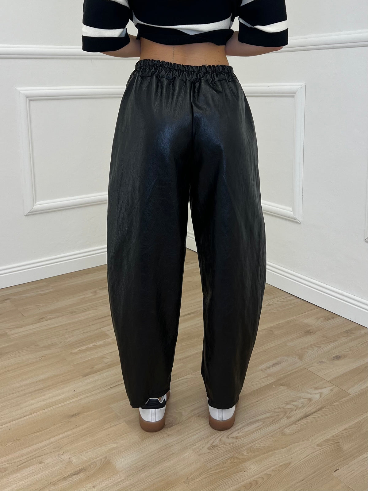 Pantalone Baggy Ecopelle D28945 Nero
