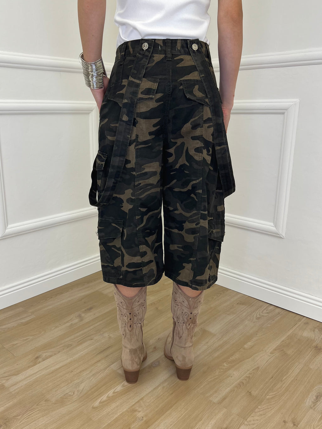 Bermuda Camouflage Con Bretelle 22333