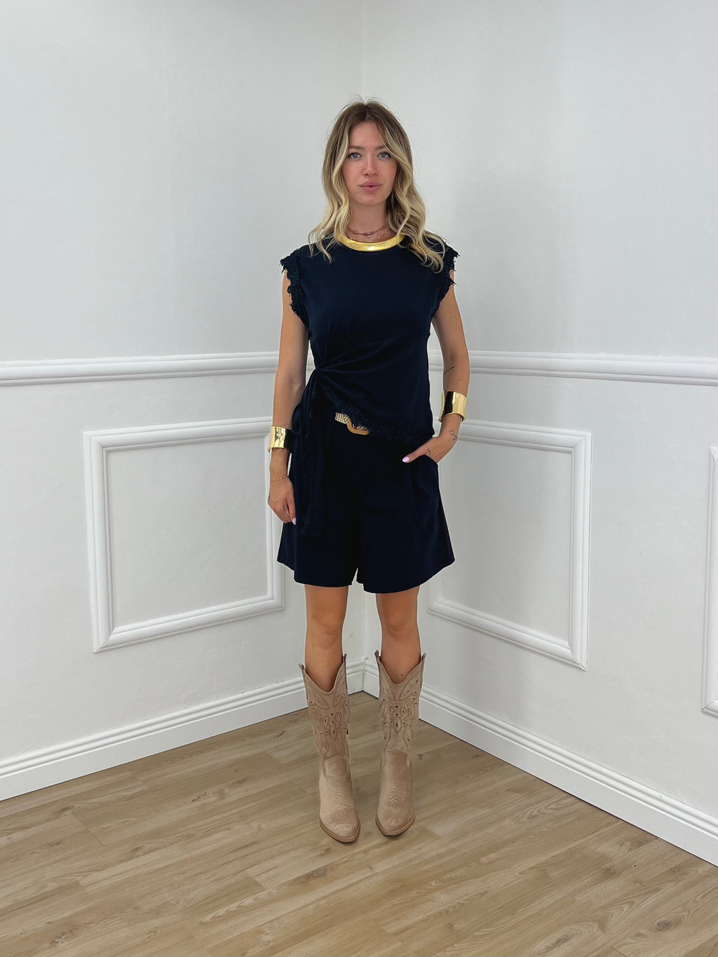 Maglia Con Pizzo e Nodo 8388 Blu
