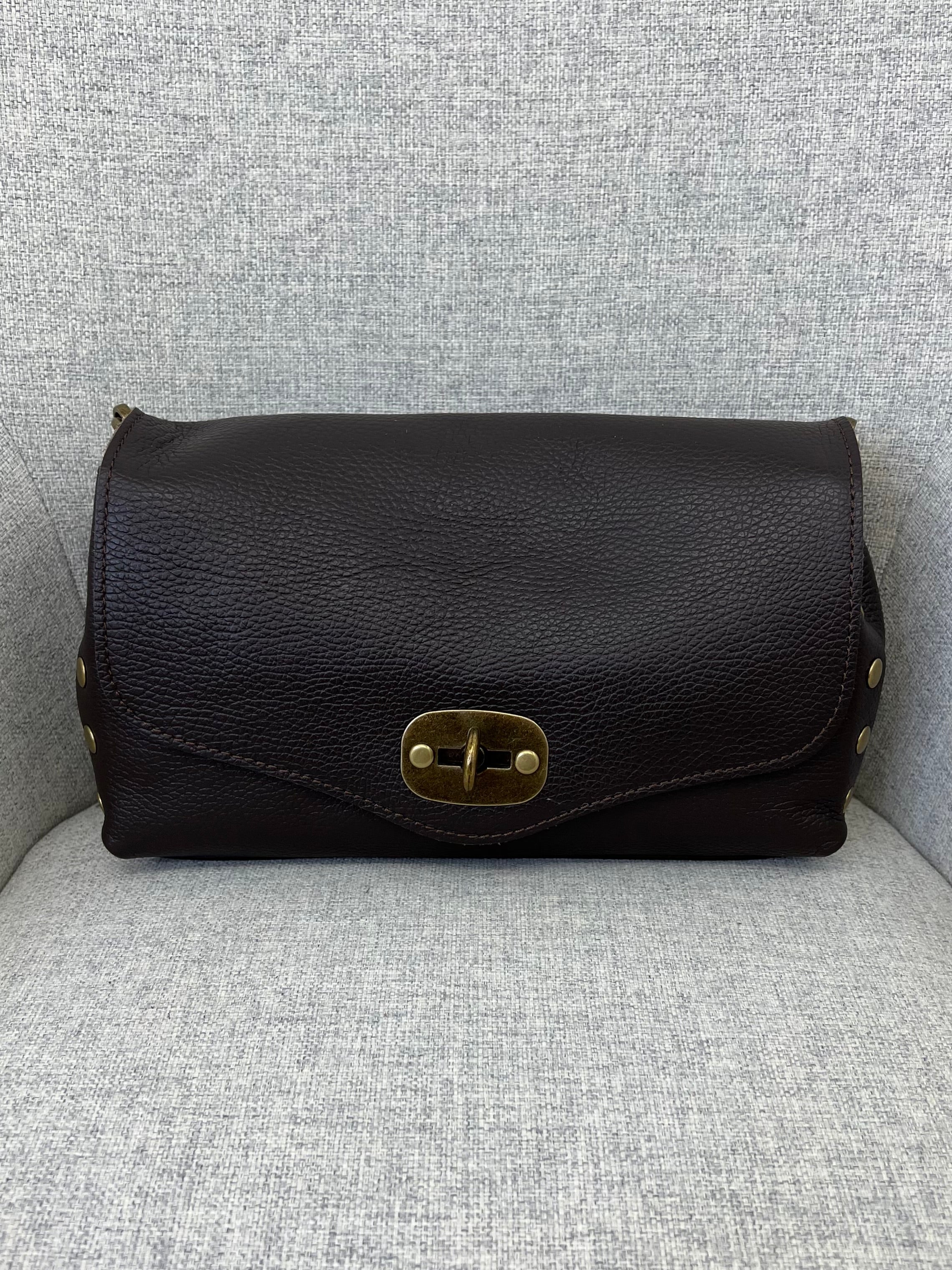 Borsa Baguette Vera Pelle Borchie VPB001