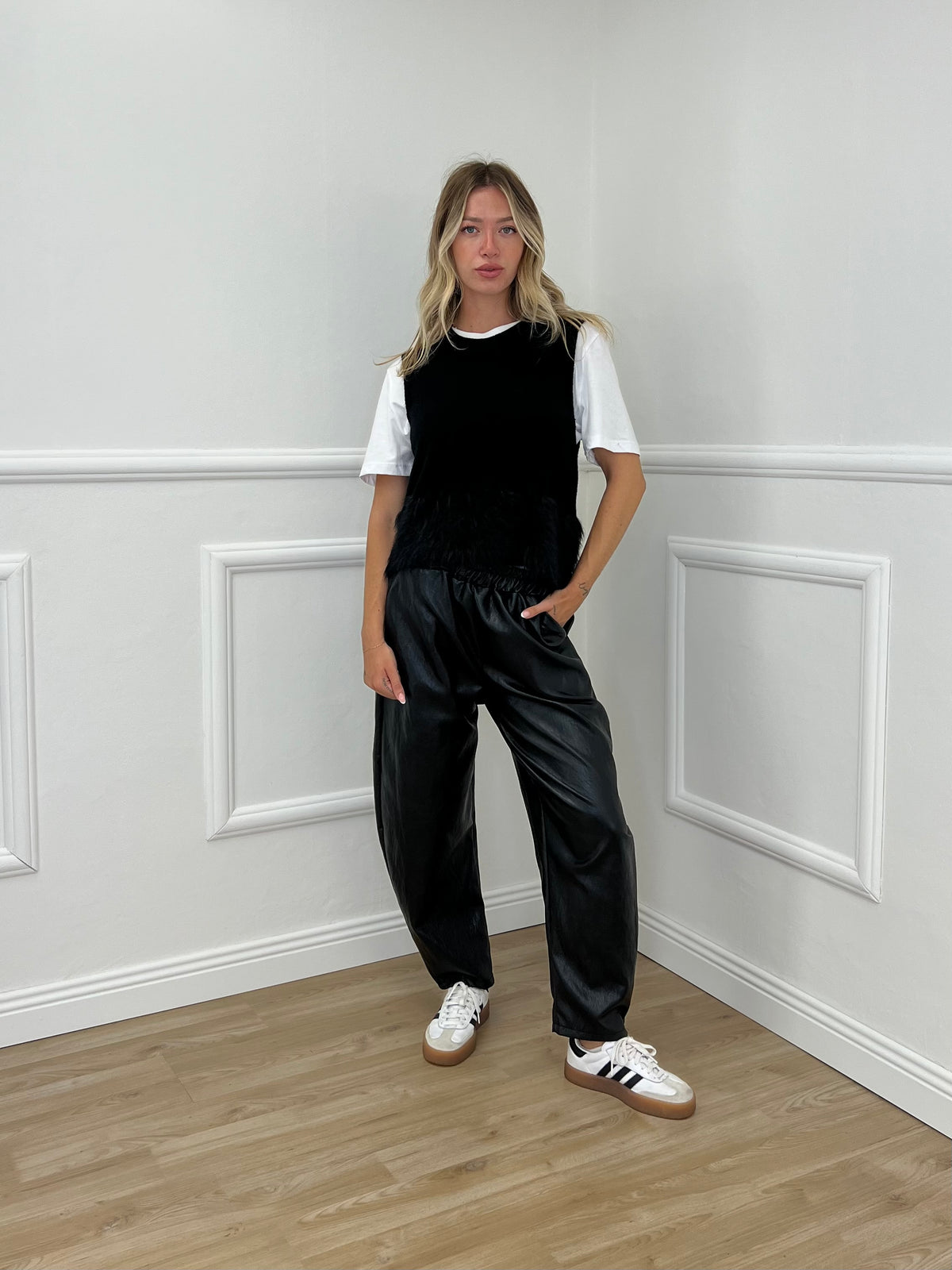 Pantalone Baggy Ecopelle D28945 Nero
