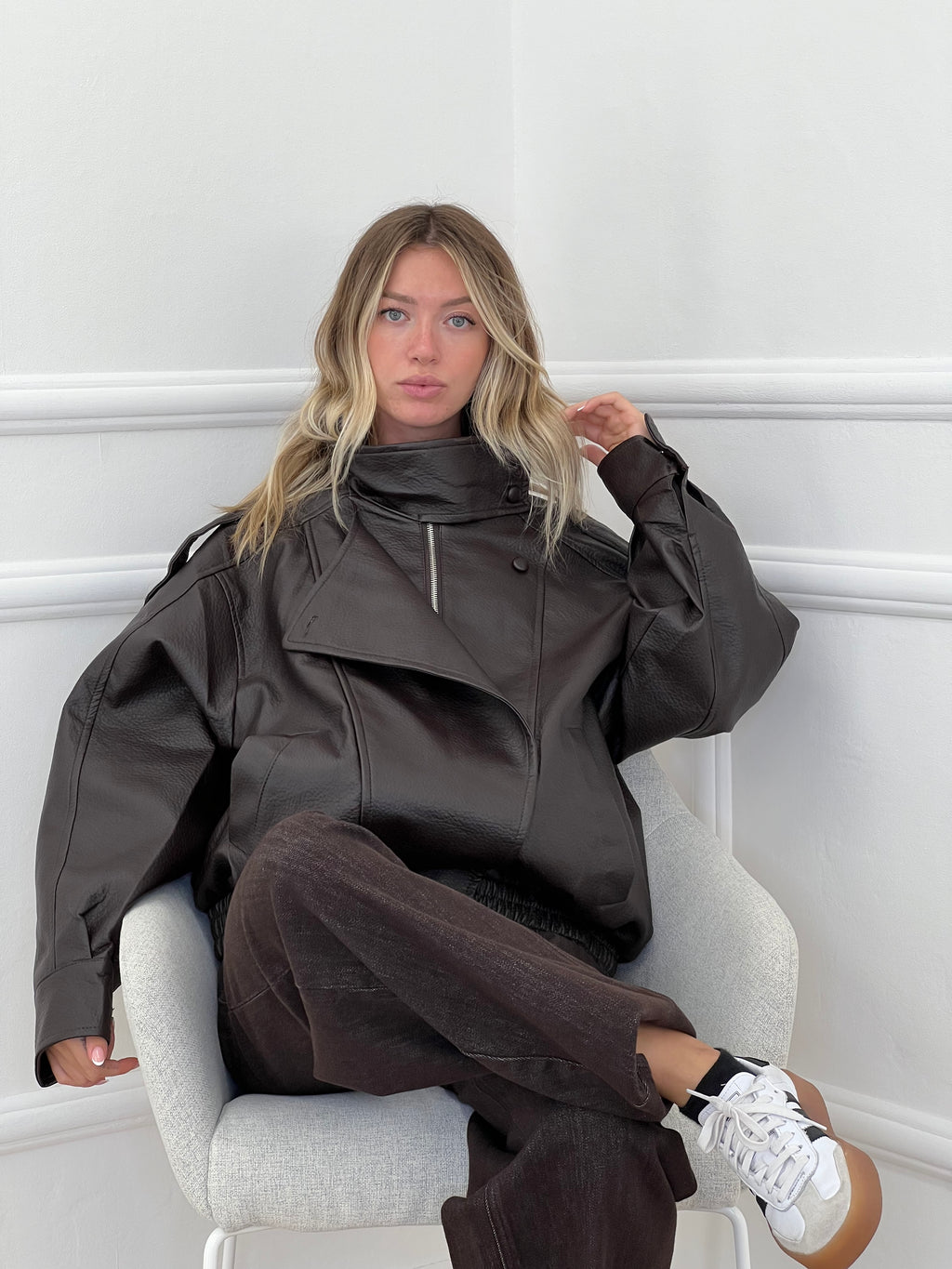 Bomber Ecopelle Martellata F01 Marrone