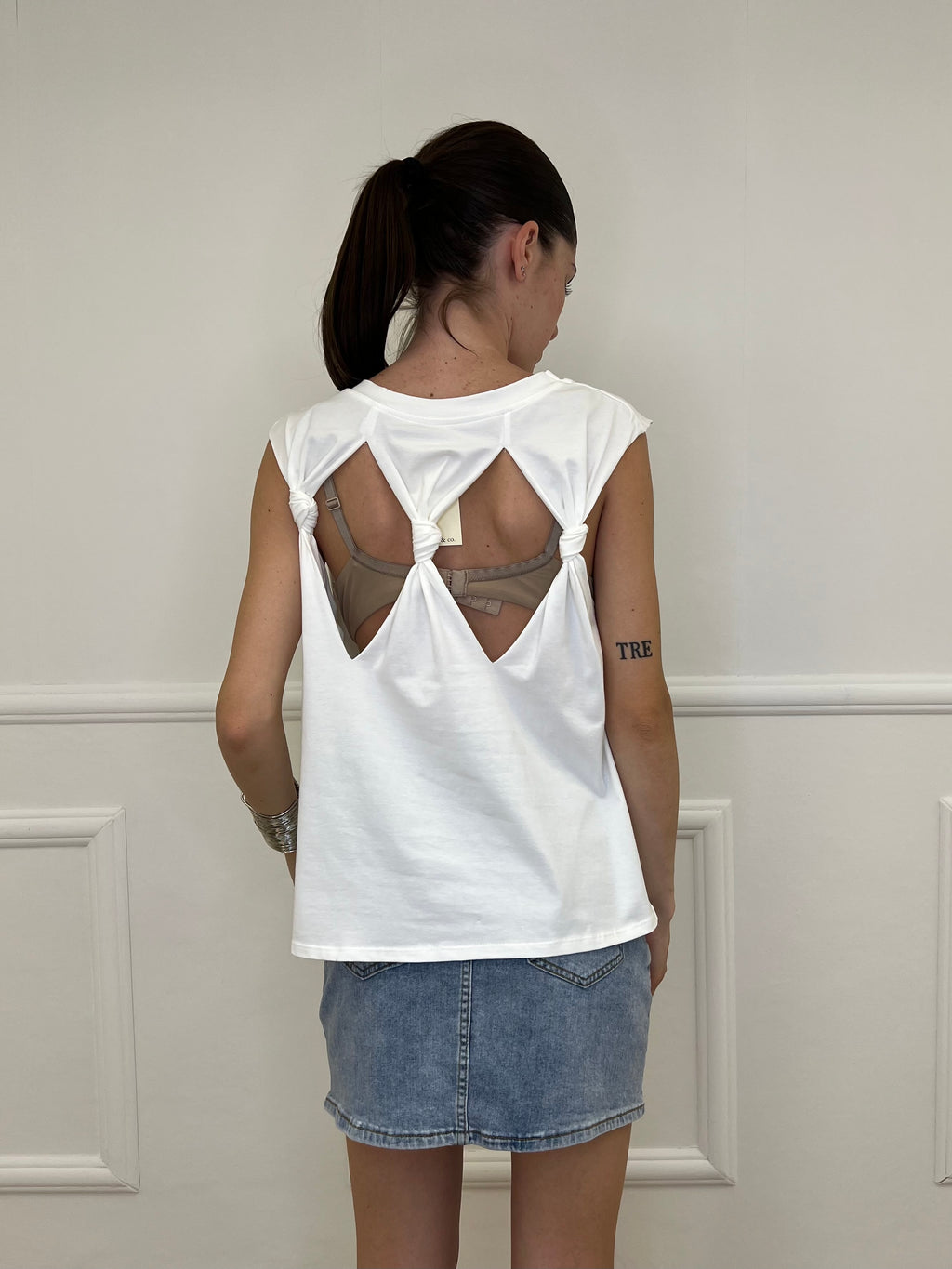 Maglia Spilla Schiena Cut Out 5358 Bianco