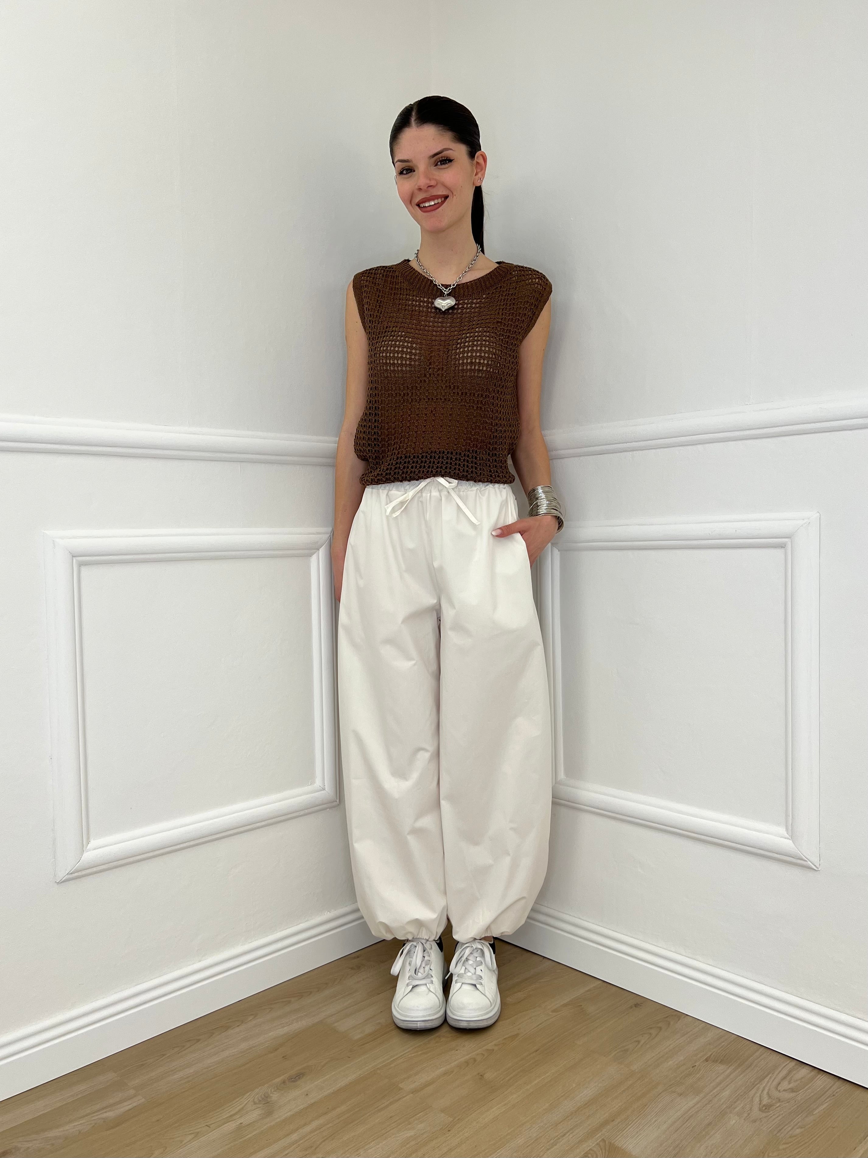 Maglia Smanicata Traforata 6972 Marrone