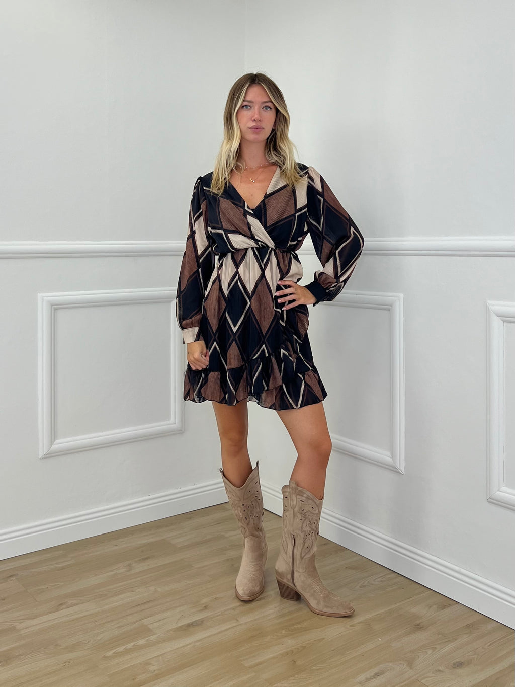 Vestito Corto Impero Geometrico 110742 Nero