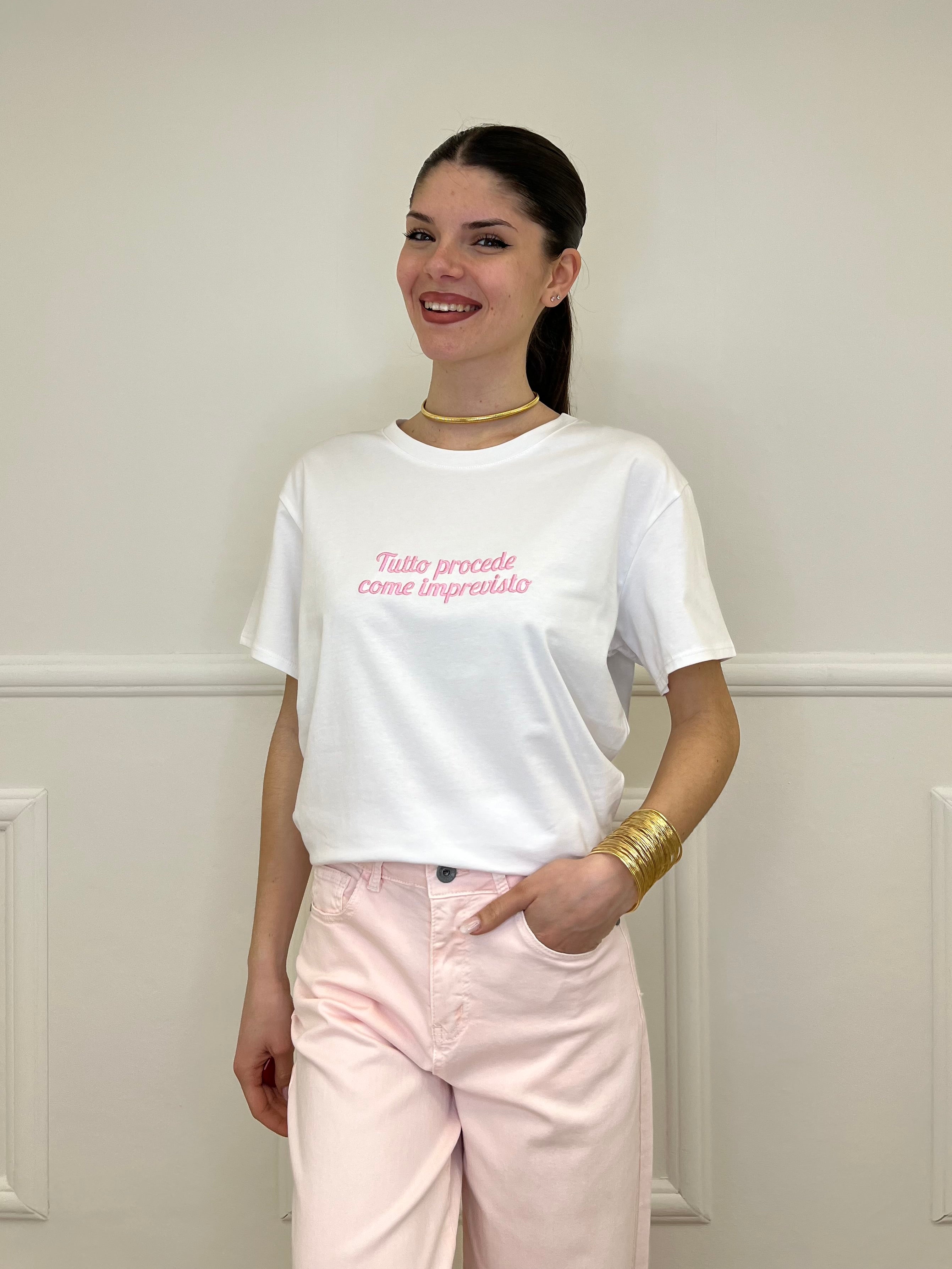 T-shirt Over "Tutto Procede Come Imprevisto"