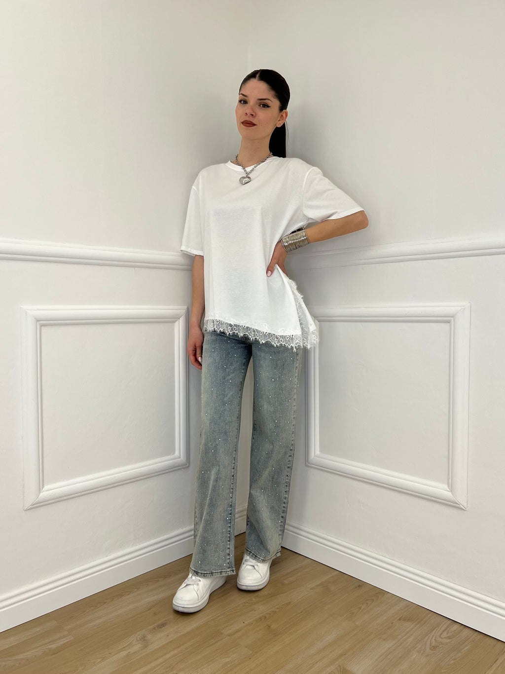 T-shirt Asimmetrica Con Pizzo 2824 Bianco