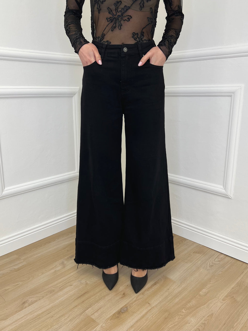 Jeans Palazzo Sfrangiato JK8117 Nero