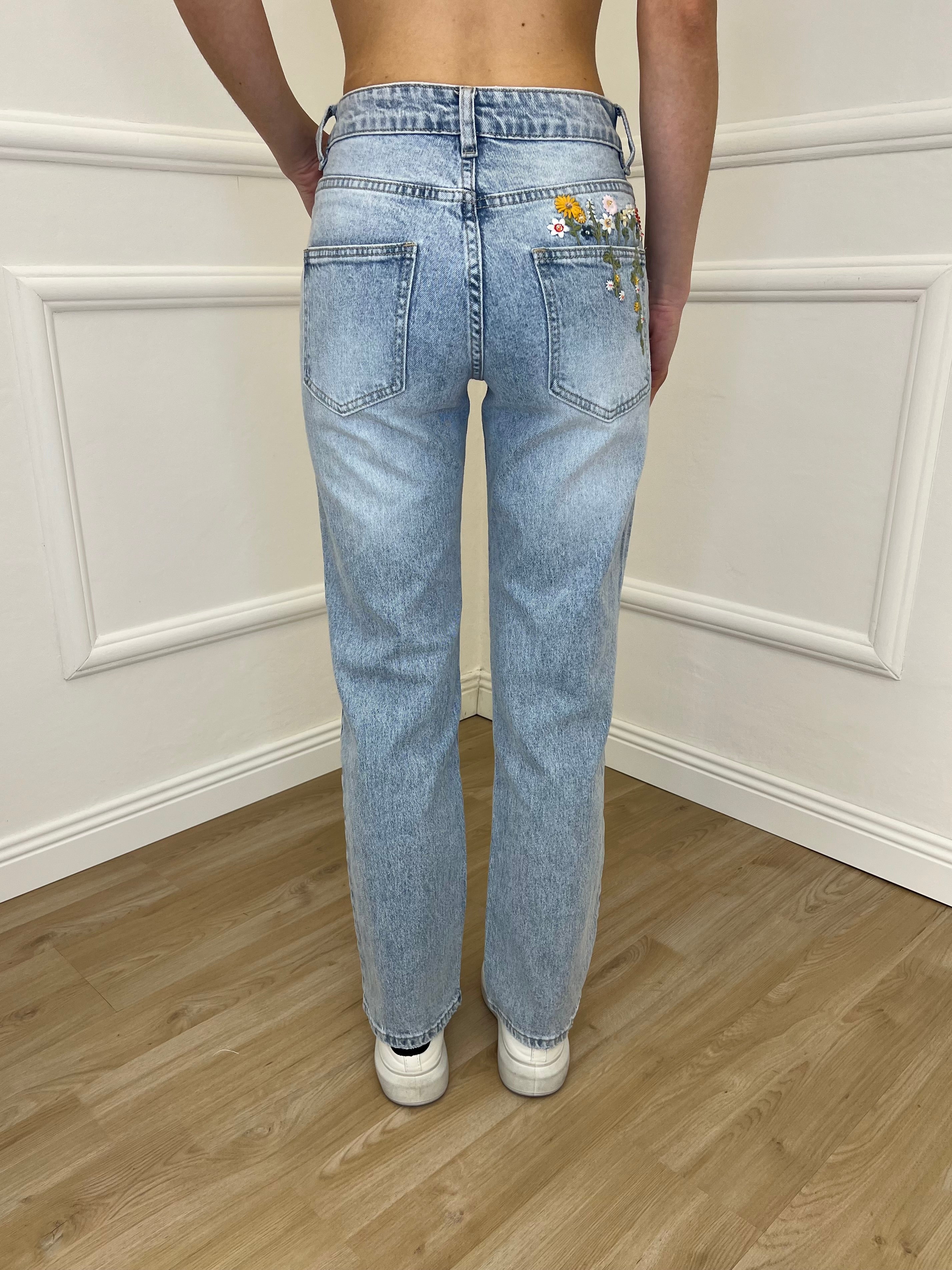 Jeans Ricamo Posteriore 5343 Azzurro