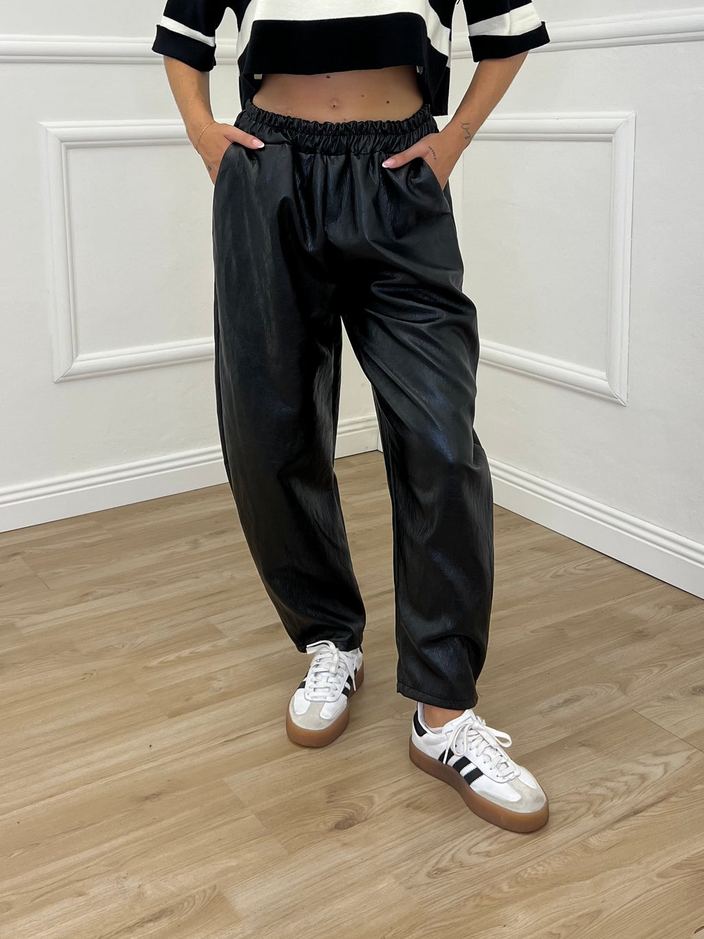 Pantalone Baggy Ecopelle D28945 Nero