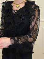 Twin Set Blusa in Pizzo Con Jabot e Sottoveste 7099 Nero