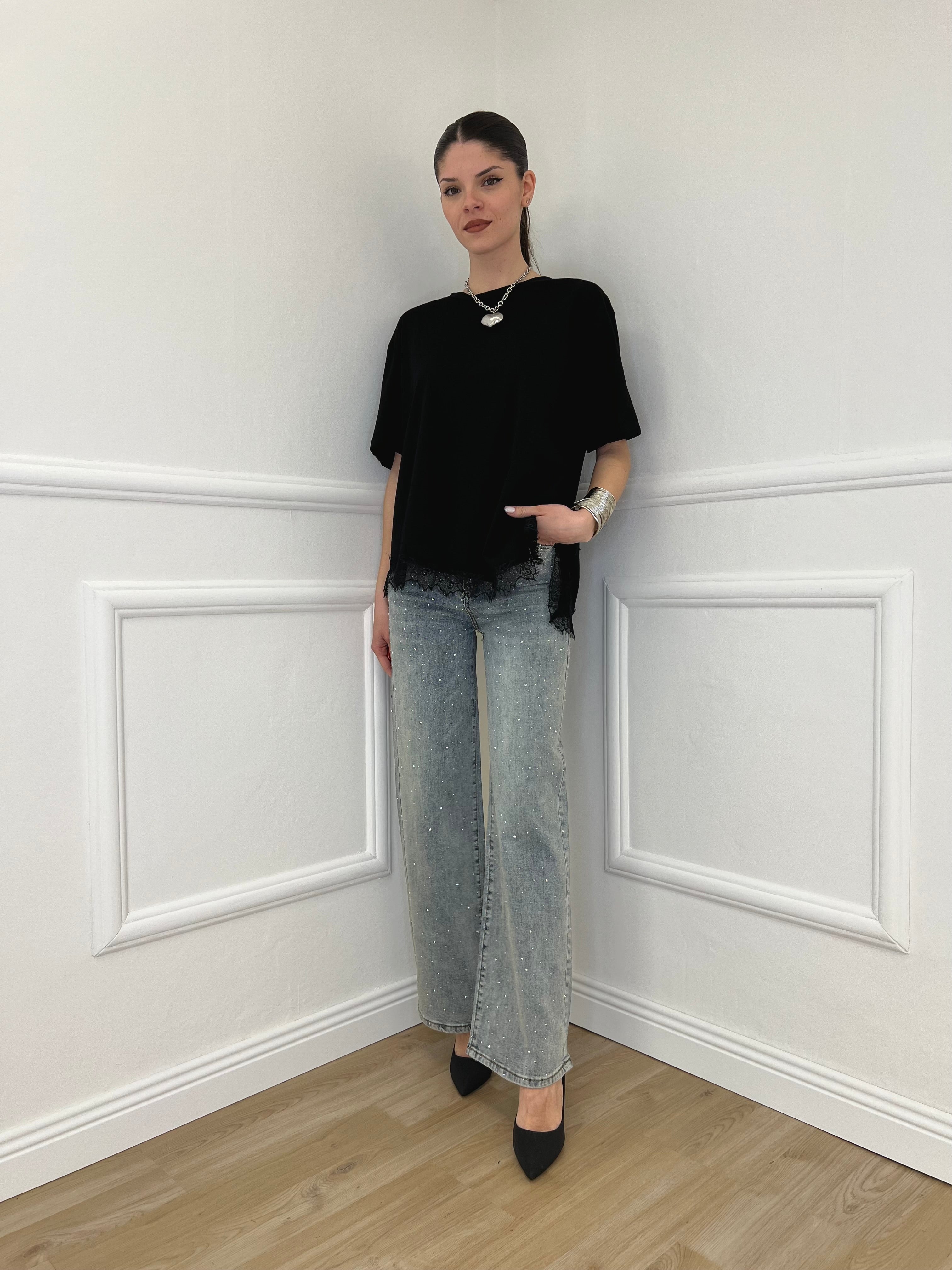 T-shirt Asimmetrica Con Pizzo 2824 Nero
